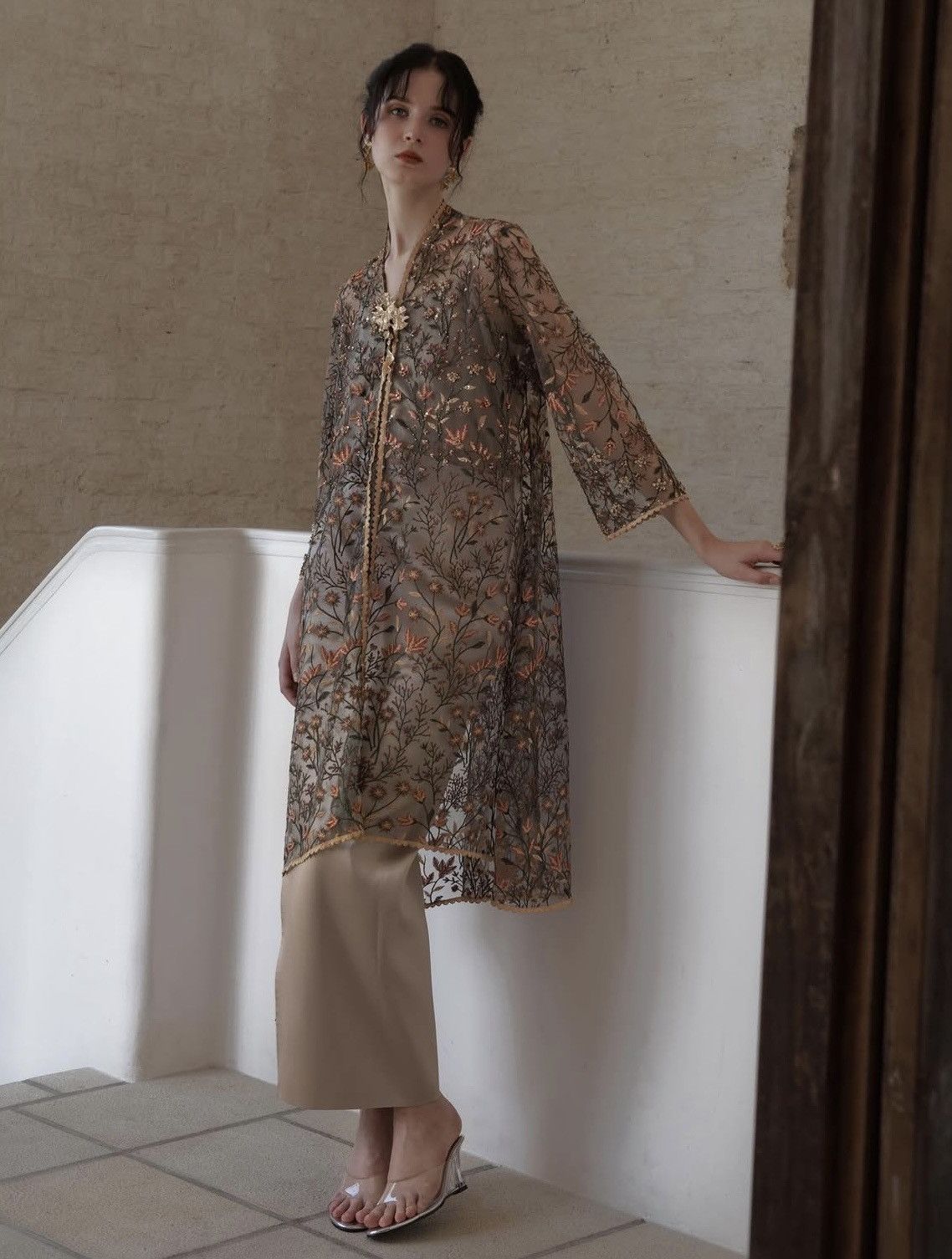 Other KEMALA embroidery bronze Size L / US 10 / IT 46 - 1 Thumbnail