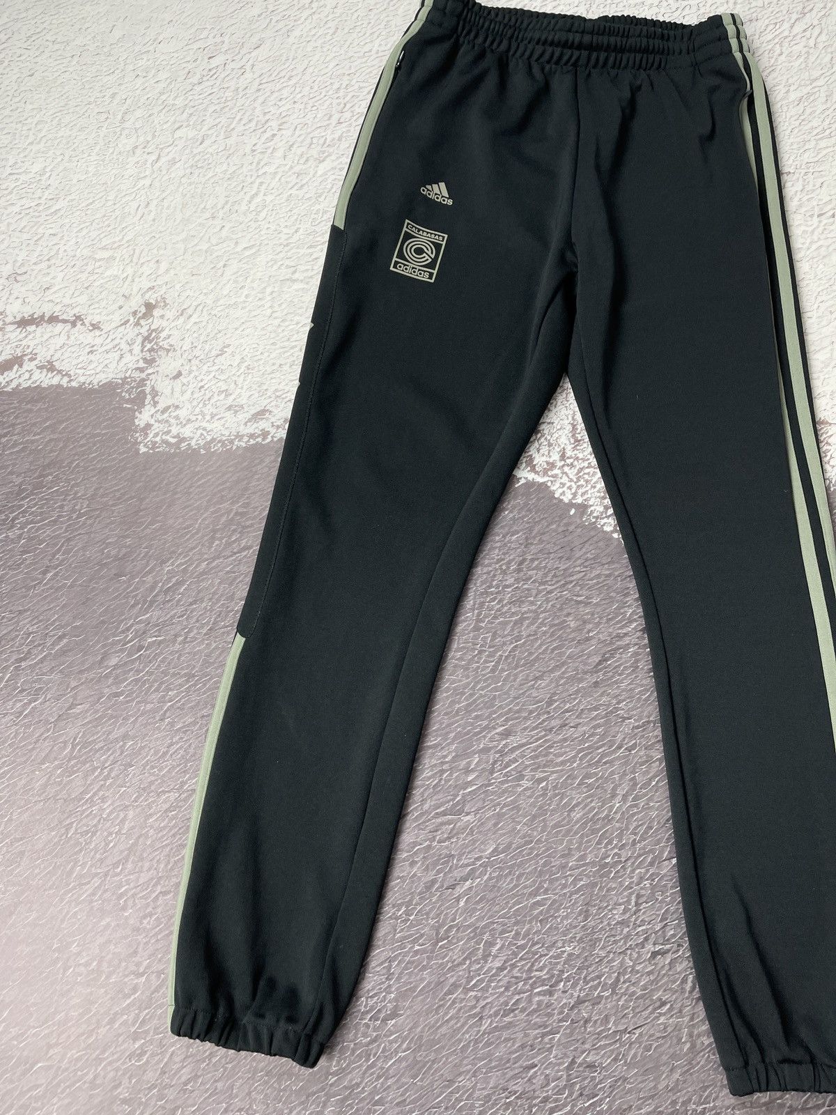 Adidas Adidas Yeezy Calabasas Kanye West Track Pants Luna/Wolves XS Size US 28 / EU 44 - 4 Thumbnail
