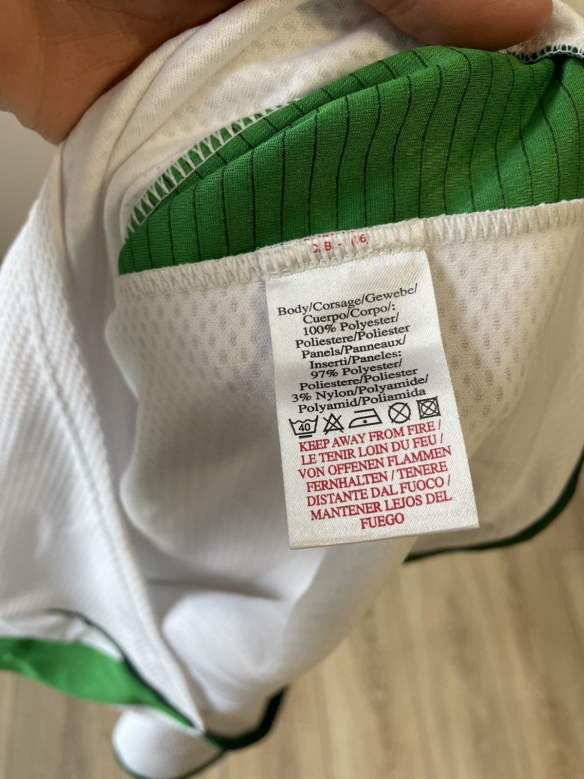 Umbro × Vintage Ireland 2008 2009 Umbro Training Shirt soccer jersey Size US M / EU 48-50 / 2 - 5 Thumbnail