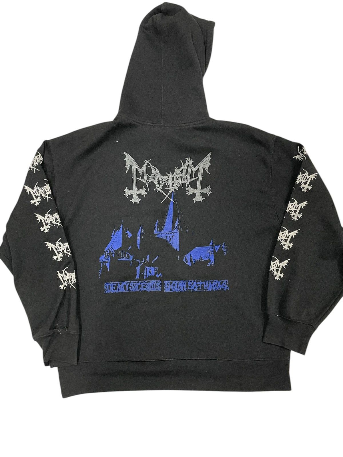 Band Tees Mayhem Black Metal album Y2K De Mysteris Dom Satanas Hooded Size US XL / EU 56 / 4 - 1 Thumbnail