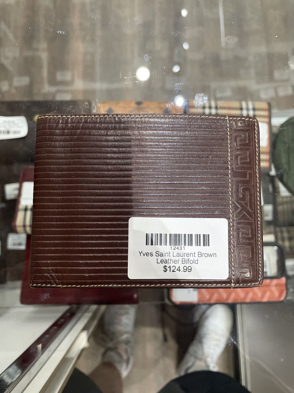 Yves Saint Laurent Yves Saint Laurent Brown Leather Bifold Size ONE SIZE - 1 Thumbnail