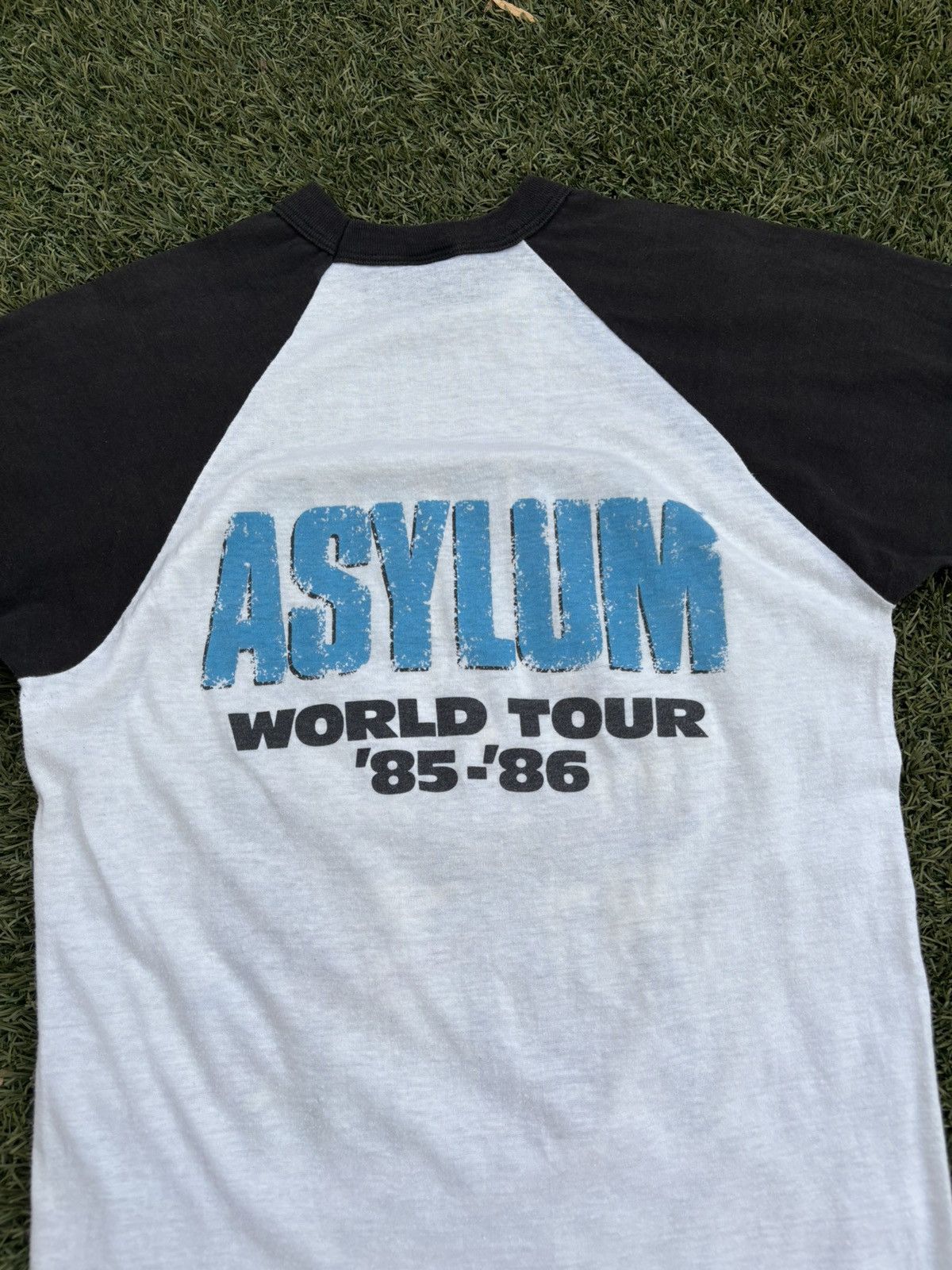 KISS Vintage Kiss 80s Asylum tour raglan shirt Size US L / EU 52-54 / 3 - 9 Thumbnail