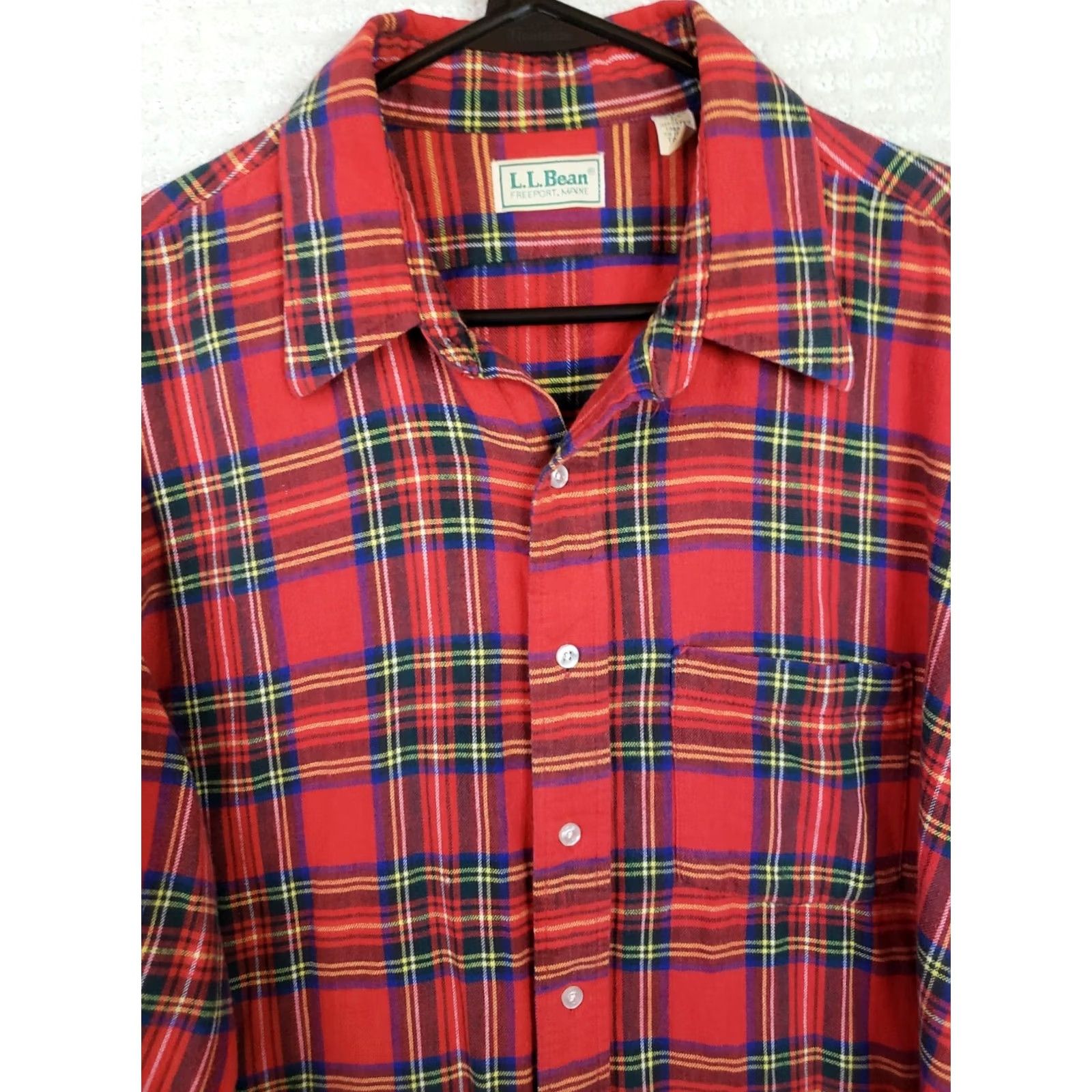 Vintage LL Bean Flannel Shirt Mens XLT Red Tartan Plaid Long Sleeve Button Up Button-Up Casual Outdoor All Seasons Mens XLT Red Flagstone Plaid (LL Bean) Size US XL / EU 56 / 4 - 3 Thumbnail