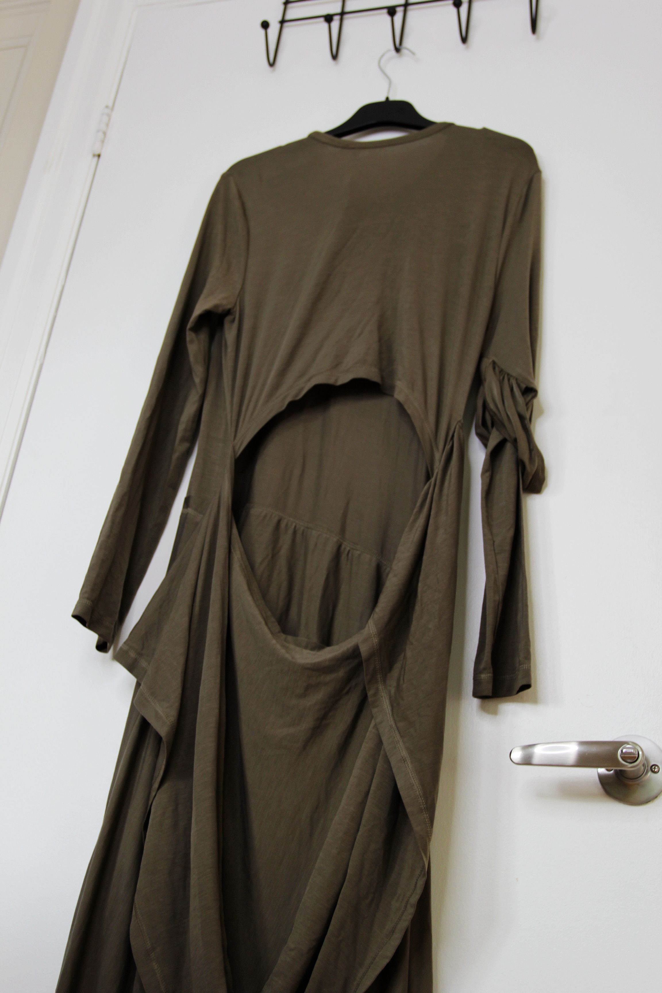Helmut Lang BNWT SS25 HELMUT LANG KHAKI PROTECTION MIDI DRESS L Size L / US 10 / IT 46 - 7 Thumbnail