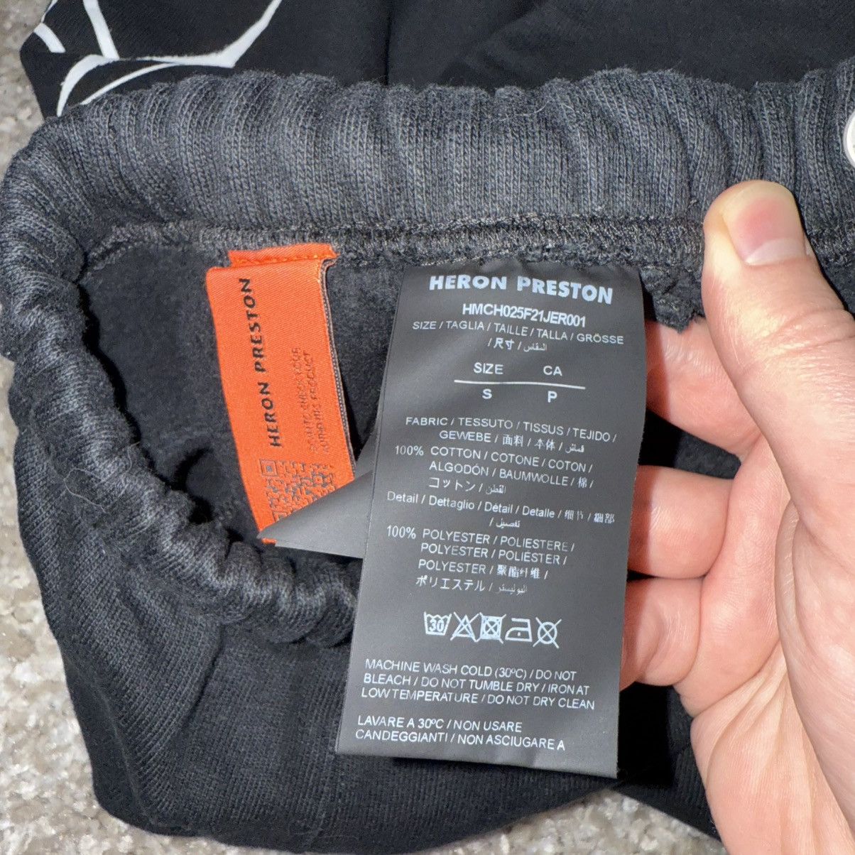 Heron Preston Heron preston script sweatpants joggers logo size Small Size US 30 / EU 46 - 8 Thumbnail