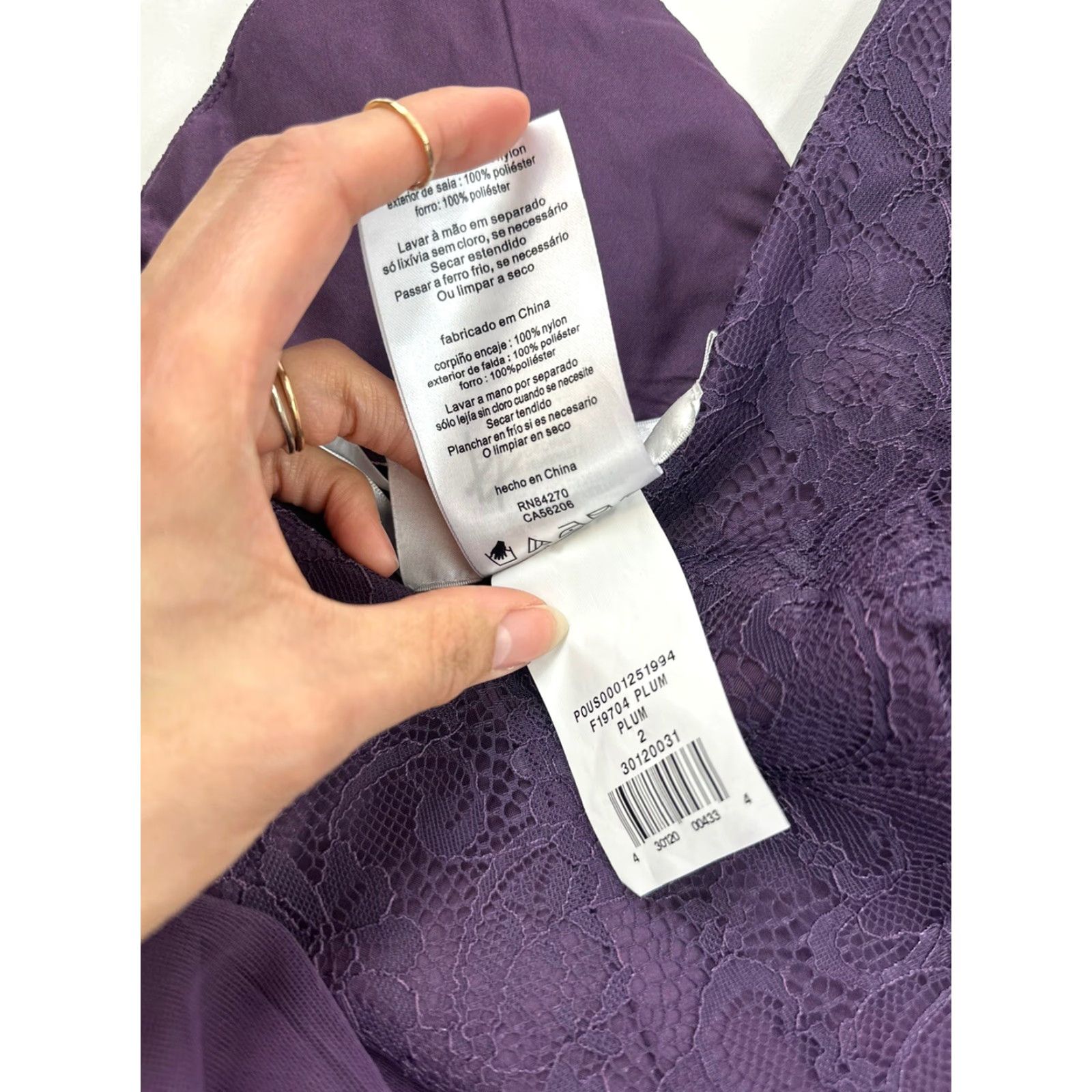 Vintage David’s Bridal Dress Women’s 2 Plum Purple Sleeveless Lace Bridesmaid Dress Size XS / US 0-2 / IT 36-38 - 5 Thumbnail