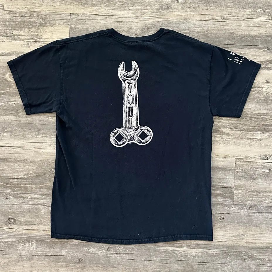 Gildan Vintage 2009 Official Tool Tour Band T Shirt Los Angeles Size US L / EU 52-54 / 3 - 1 Thumbnail