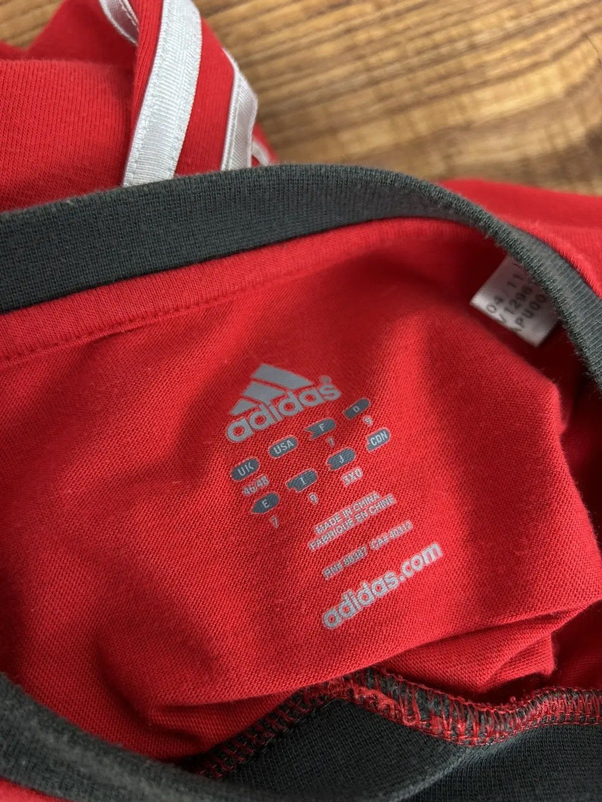 Adidas Vintage Adidas x Liverpool FC 2011 Cotton Short Sleeve Tee Size US M / EU 48-50 / 2 - 7 Thumbnail