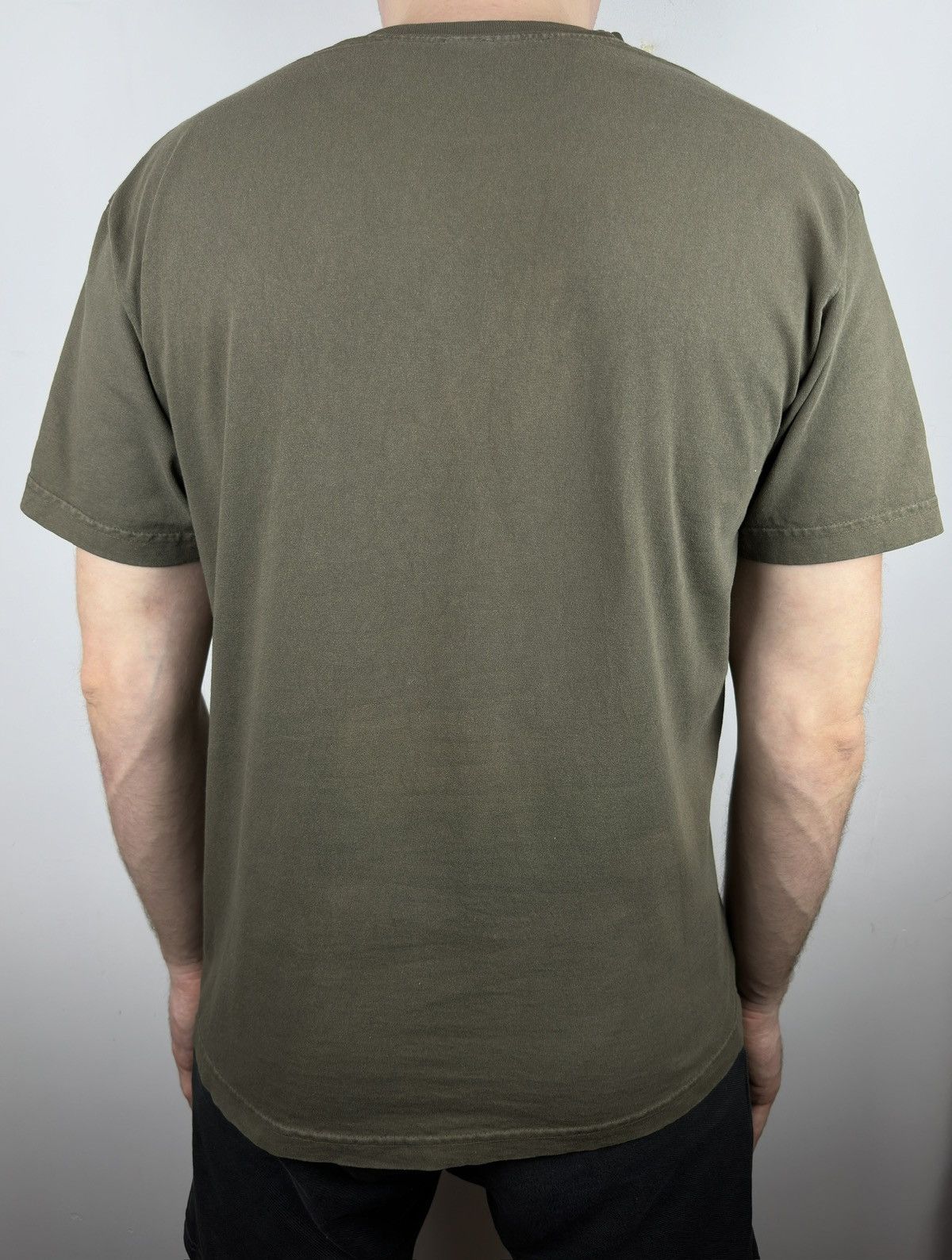 Undefeated Vintage Undefeated Center Logo T Shirt Tee Size US M / EU 48-50 / 2 - 8 Thumbnail