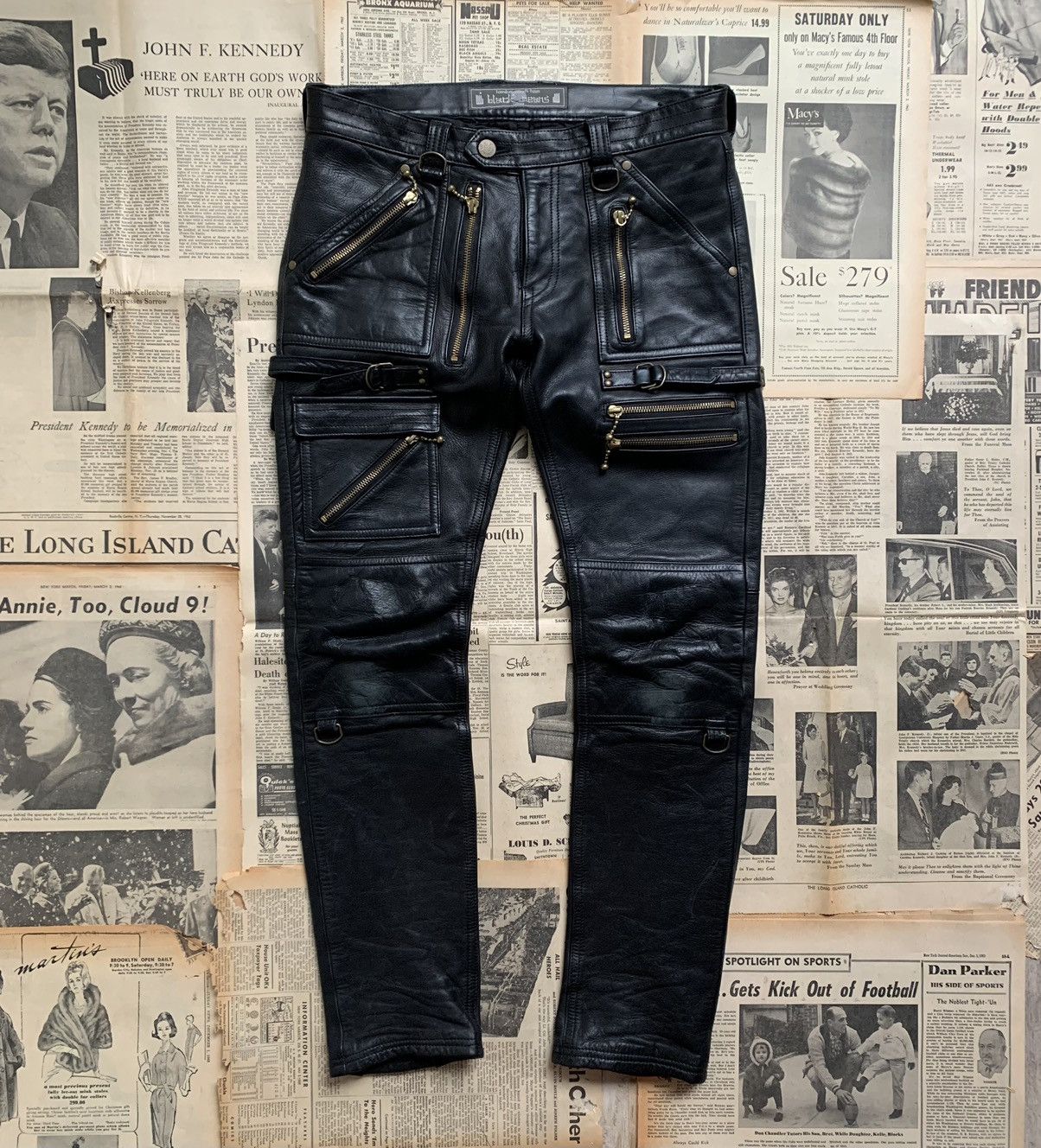 Blackmeans Leather Zip Bondage Pants