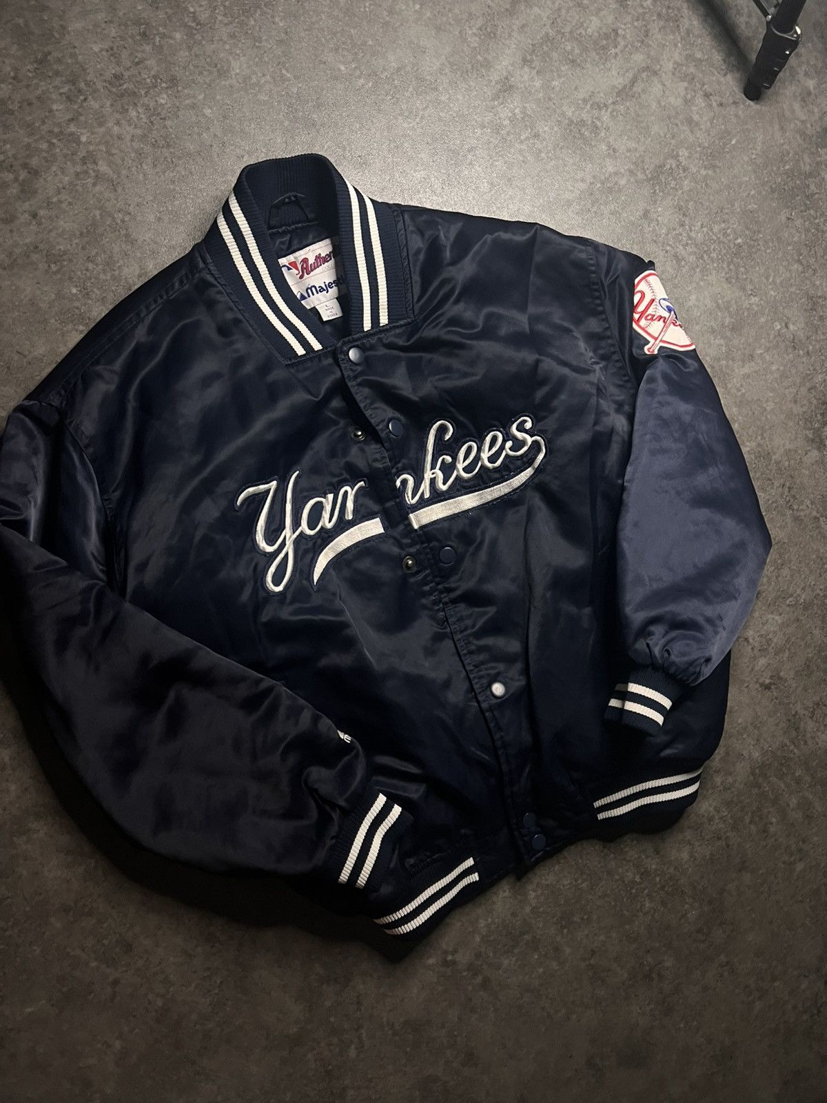 New York Yankees Vintage bomber Yankees Majestic Size US XS / EU 42 / 0 - 2 Thumbnail