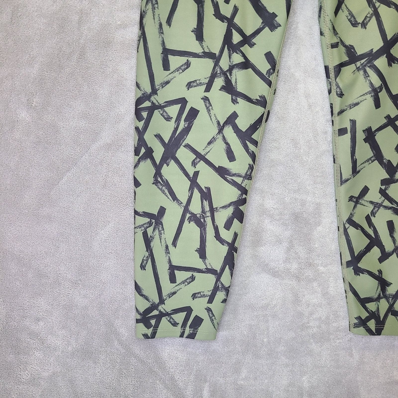 Sage Sage Women's XL Yoga Pants Green/Black Abstract Stretchy Size 28" / US 6 / IT 42 - 4 Thumbnail