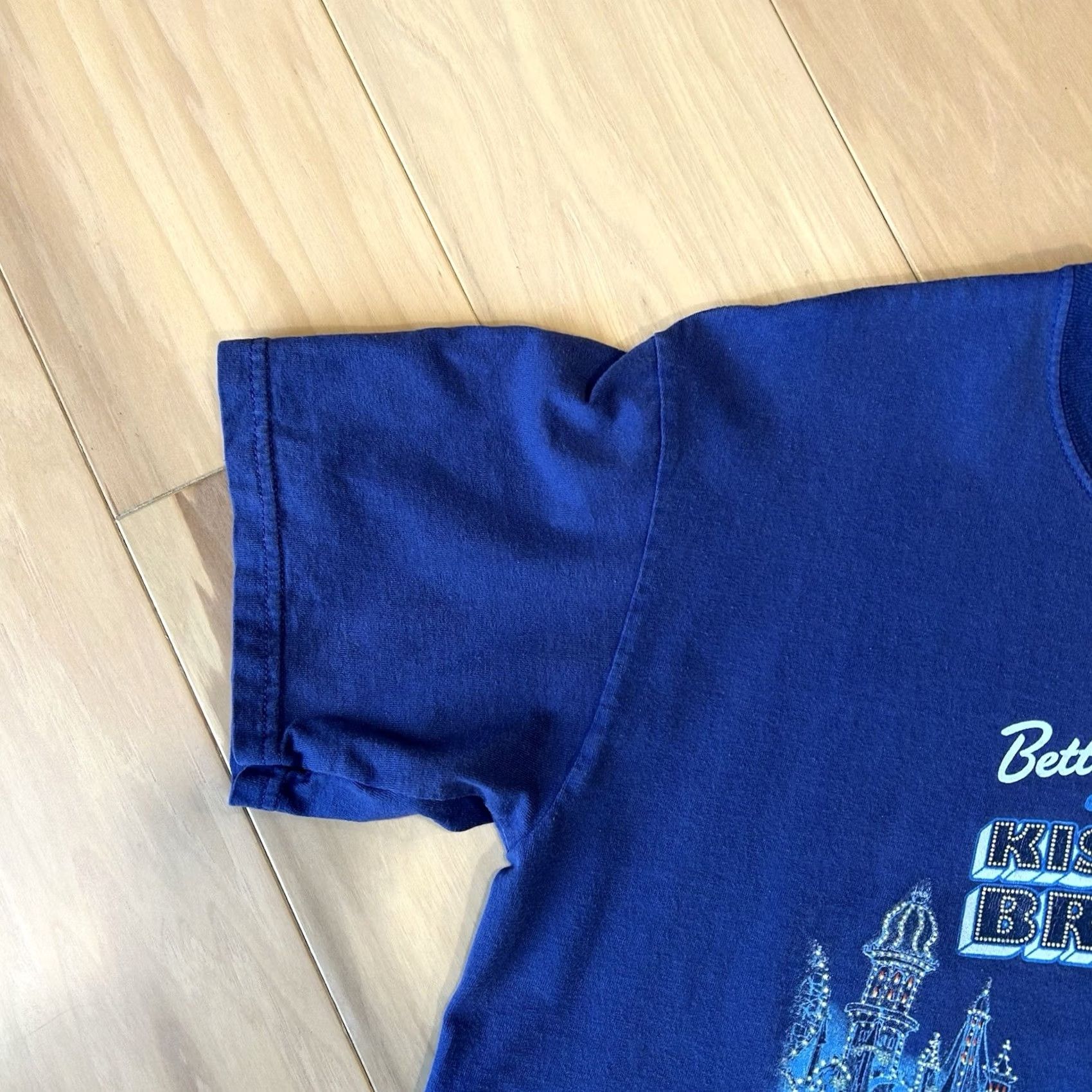 Gildan Vintage Bette Midler Kiss My Brass Tour Tee Blue T-Shirt Short Sleeve Size Large Size US L / EU 52-54 / 3 - 4 Thumbnail