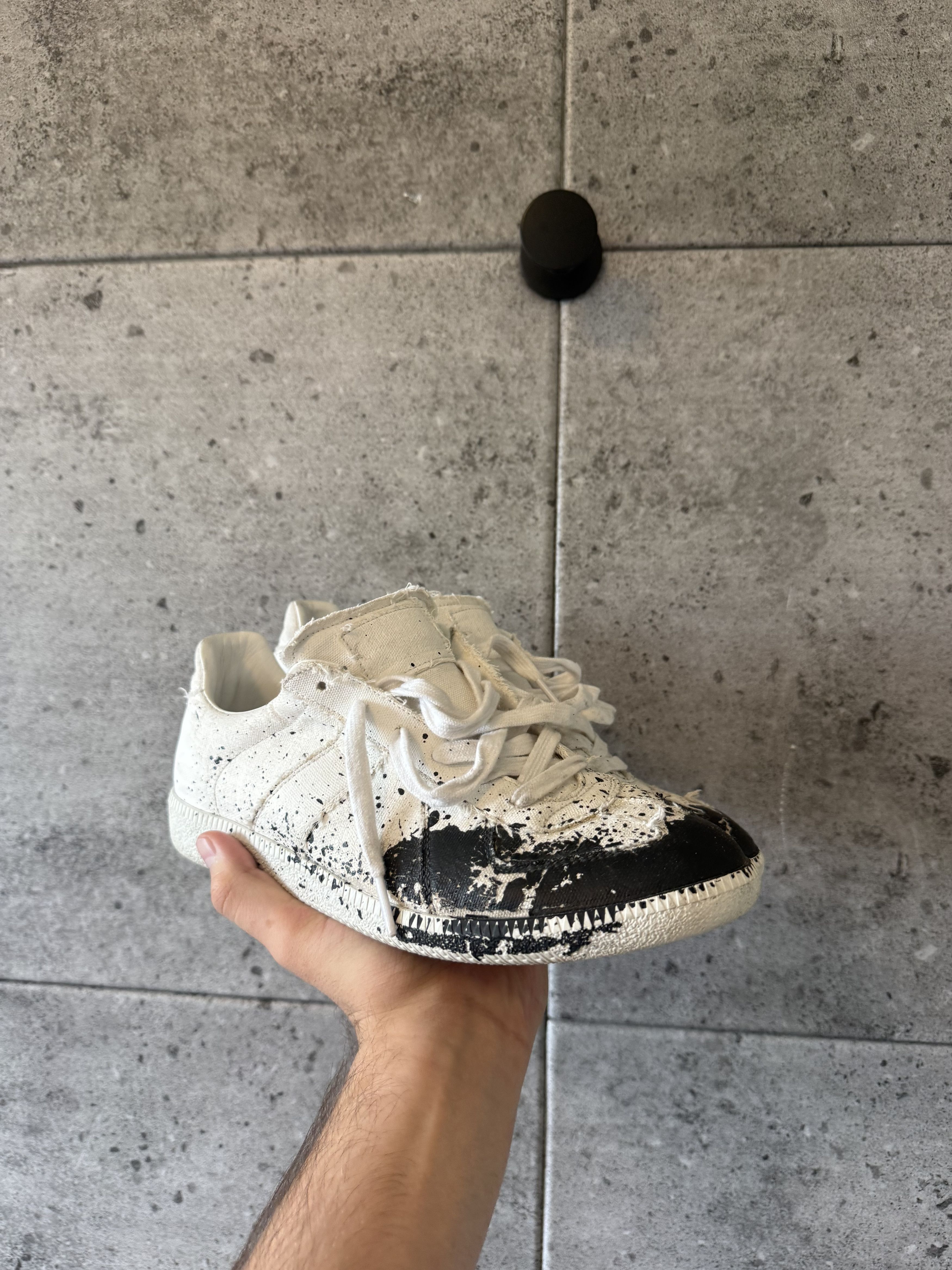 Maison Margiela Maison Margiela canvas paint splatter sneakers Size US 9 / EU 42 - 5 Thumbnail