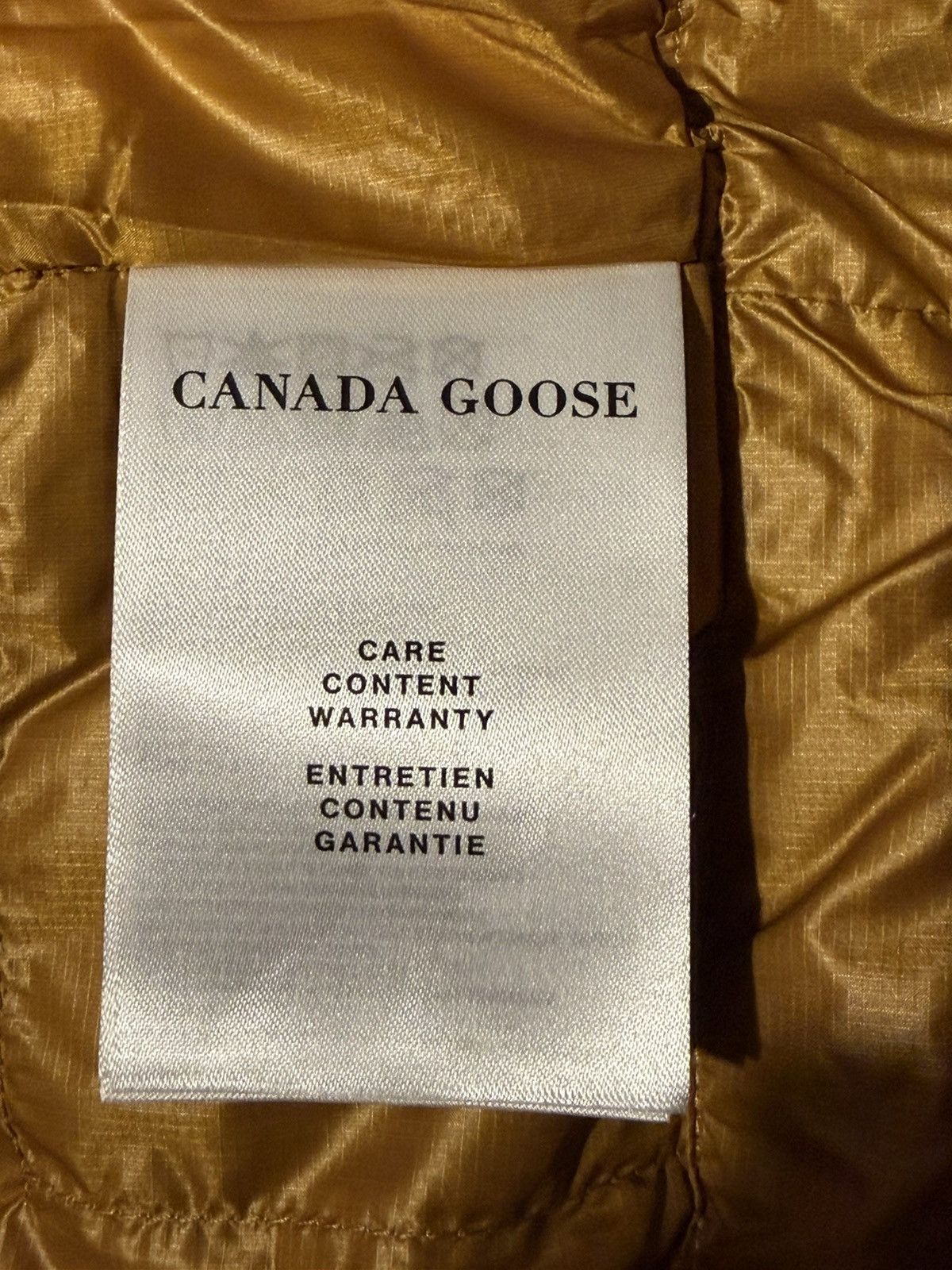 Canada Goose Brand New Canada Goose Crofton Gold Vest Size Large Size US L / EU 52-54 / 3 - 5 Thumbnail