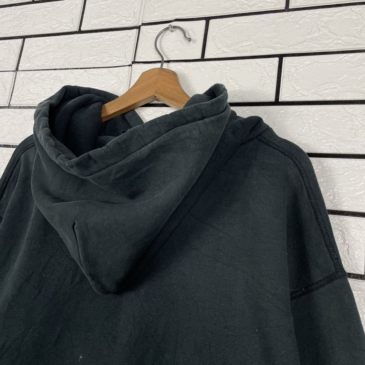Japanese Brand Kill All Hippies Black Pullover Hoodie Size US L / EU 52-54 / 3 - 9 Thumbnail