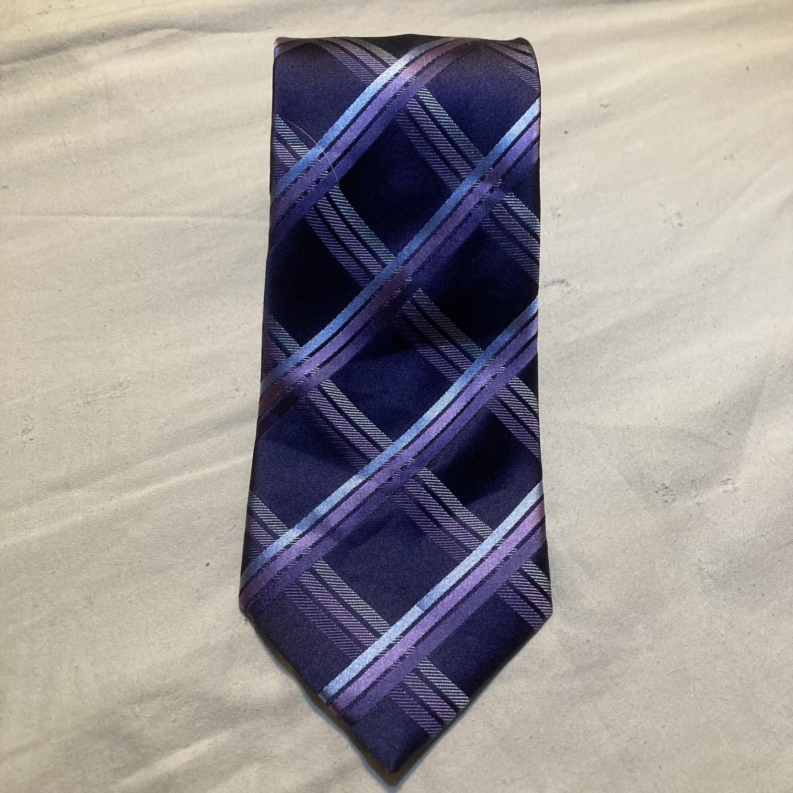 Bcbgmaxazria NWOT BCBG Attitude Purple Stripes 100% Silk Tie Size ONE SIZE - 1 Thumbnail
