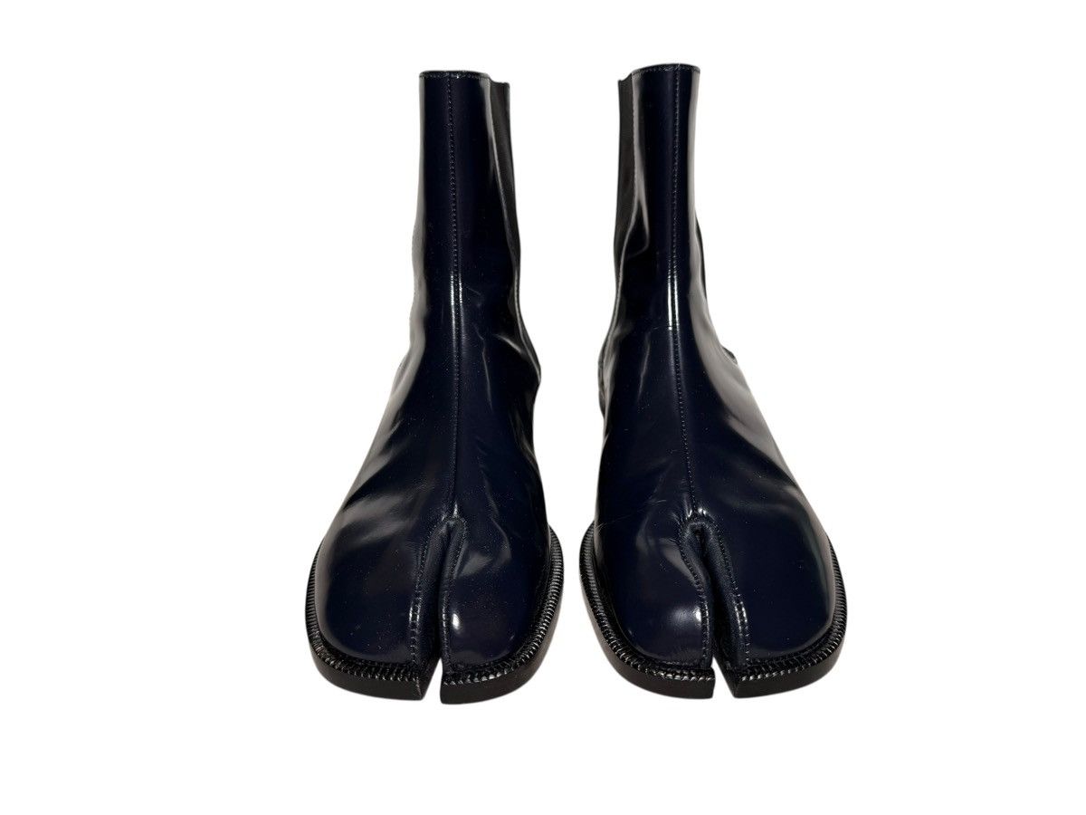 Maison Margiela Maison Margiela Patent Leather Tabi Ankle Boot Size US 5 / IT 35 - 2 Thumbnail