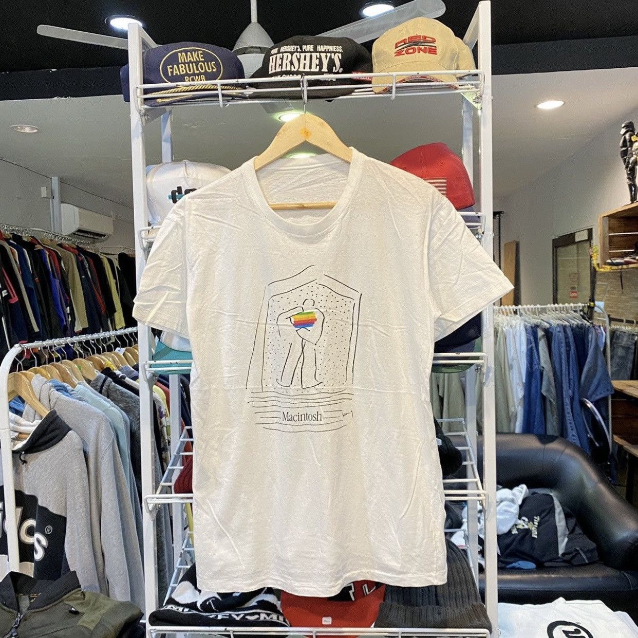 Apple Clean⭐️Vtg 90’s Apple Macintosh Collectible White Shirt Size US M / EU 48-50 / 2 - 1 Thumbnail