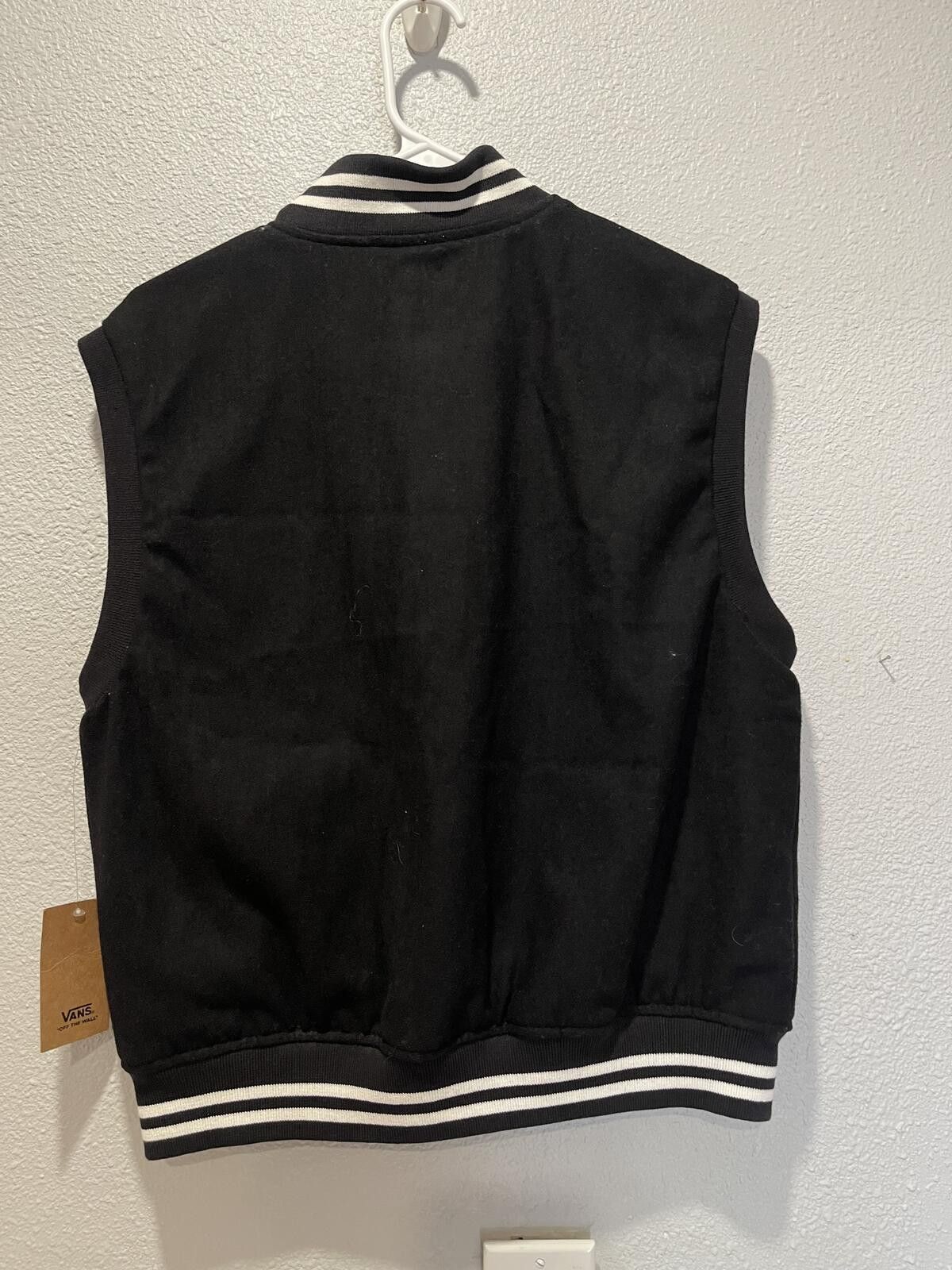 Vans Vans Black Sleeveless Varsity Jacket Vest X-Small Size XS / US 0-2 / IT 36-38 - 2 Thumbnail