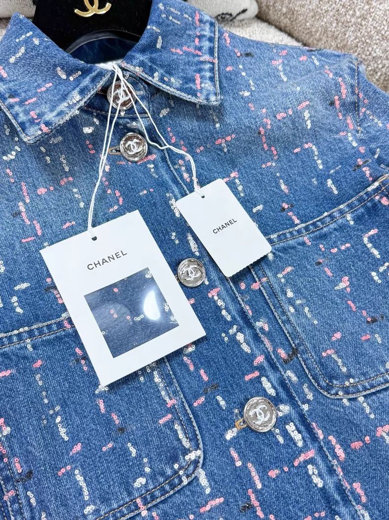 Chanel Chanel Colorful bead embroidery four-pocket denim jacket Size XS / US 0-2 / IT 36-38 - 4 Thumbnail
