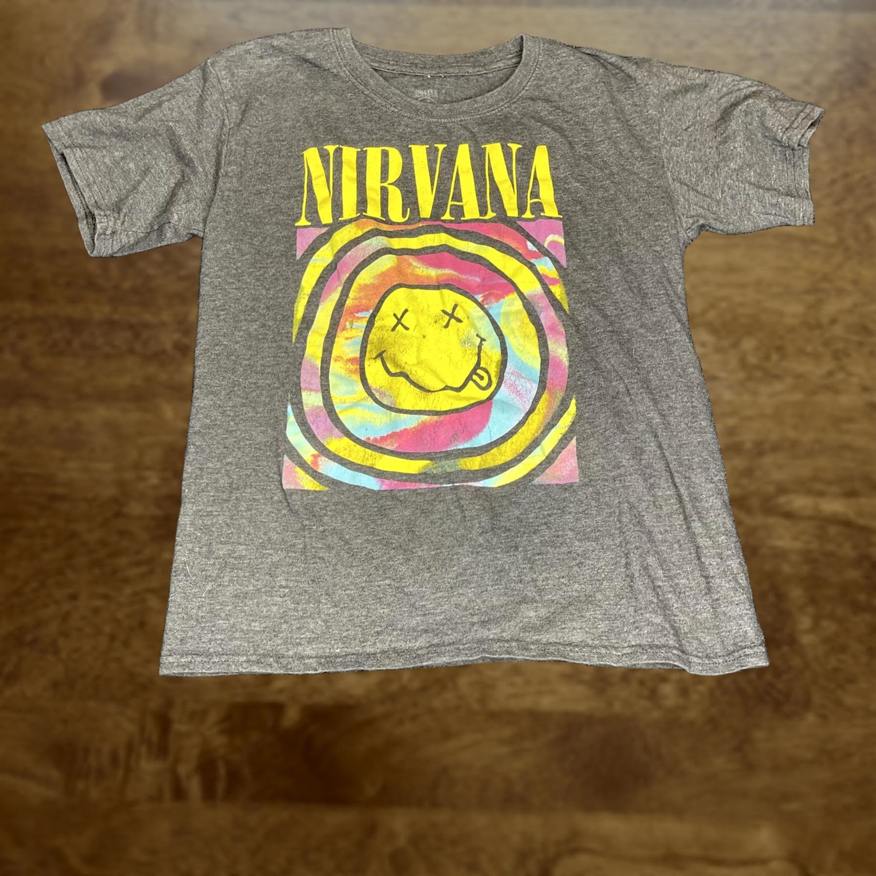 Logo 7 Nirvana Shirt Mens XS Gray Multicolor Smiley Face Logo Graphic Band Rock Tee Size US XS / EU 42 / 0 - 1 Thumbnail