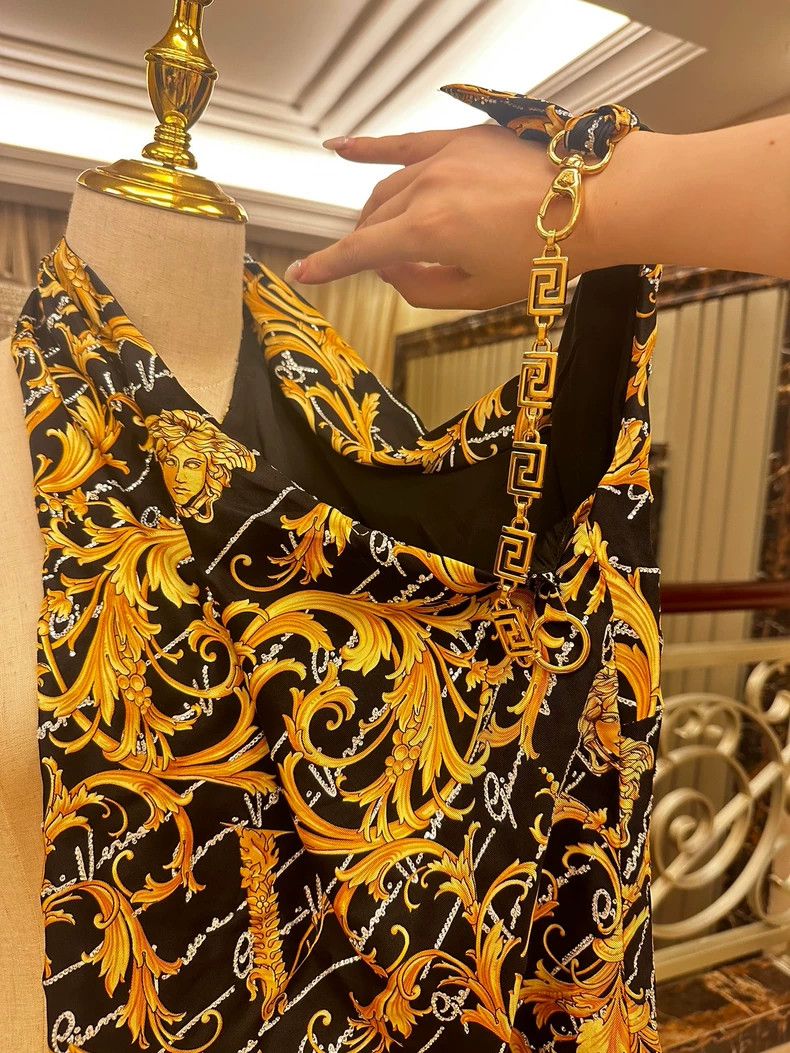 Versace Versace Medusa dress Size M / US 6-8 / IT 42-44 - 2 Thumbnail