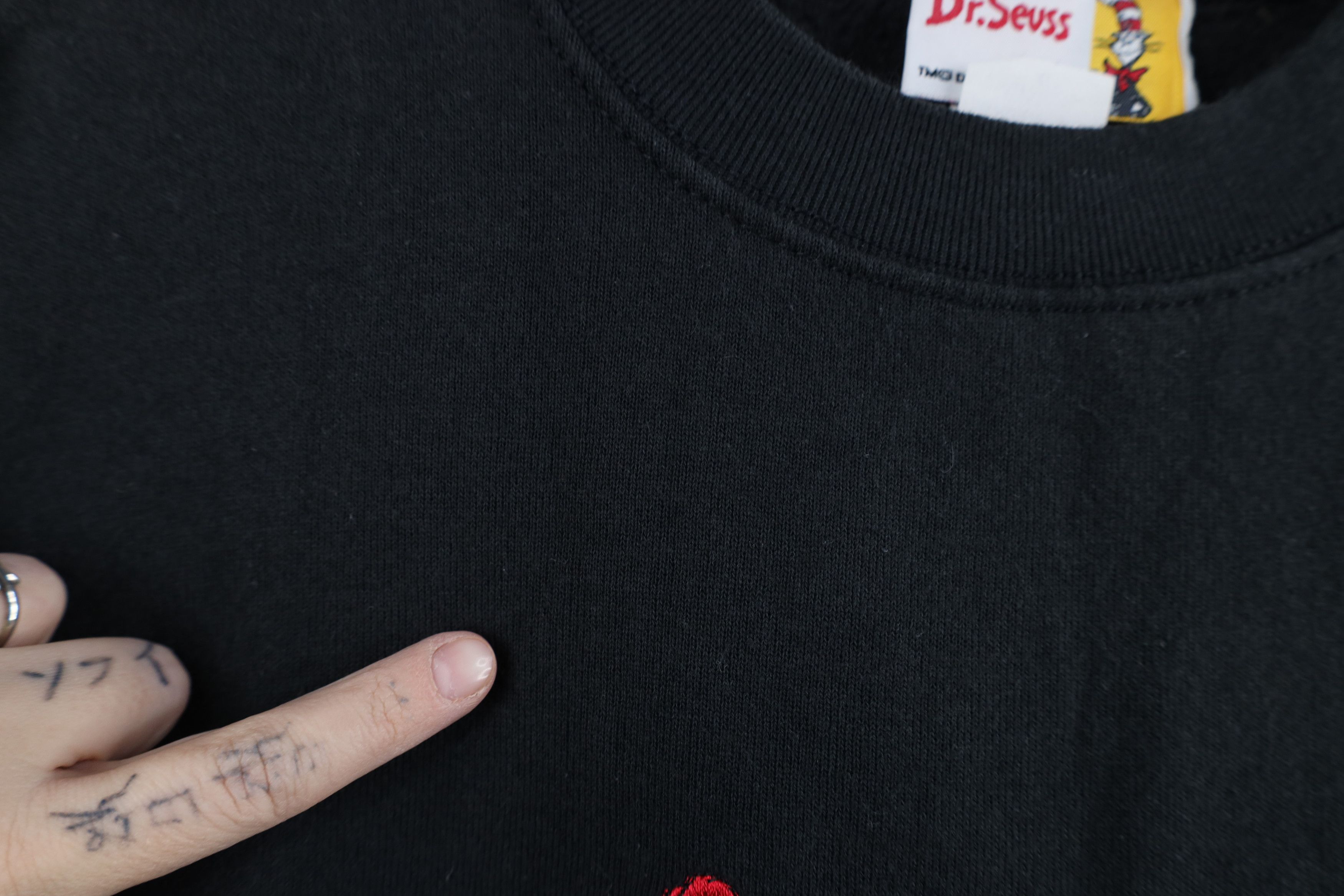 Vintage Vintage 90s Dr Seuss Spell Out Crewneck Sweatshirt Black USA Size XL / US 12-14 / IT 48-50 - 6 Thumbnail