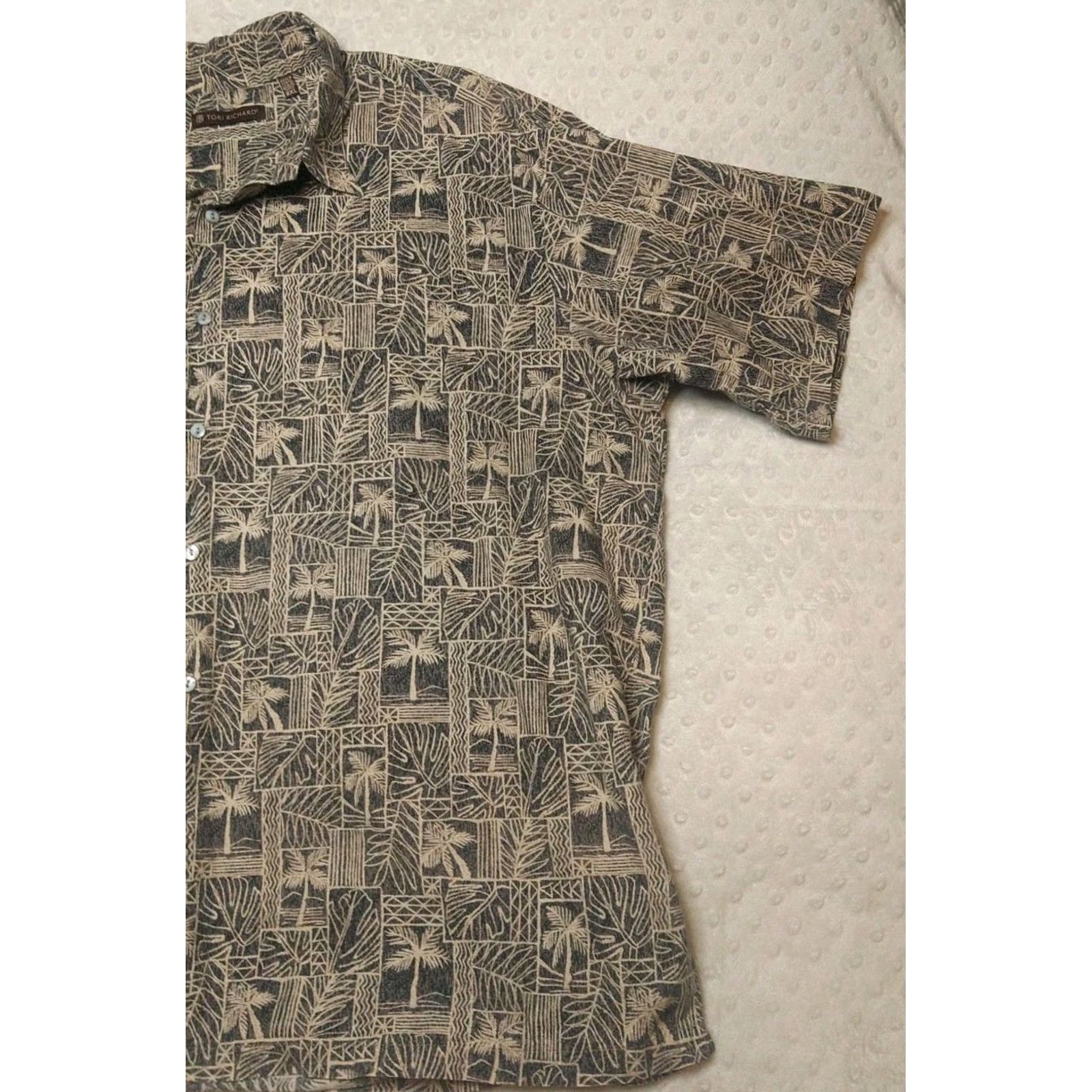 Tori Richard Tori Richard Shirt Men 2XL Beige Floral Cotton Button Up Hawaiian Geometric Shirt Size US XXL / EU 58 / 5 - 2 Thumbnail