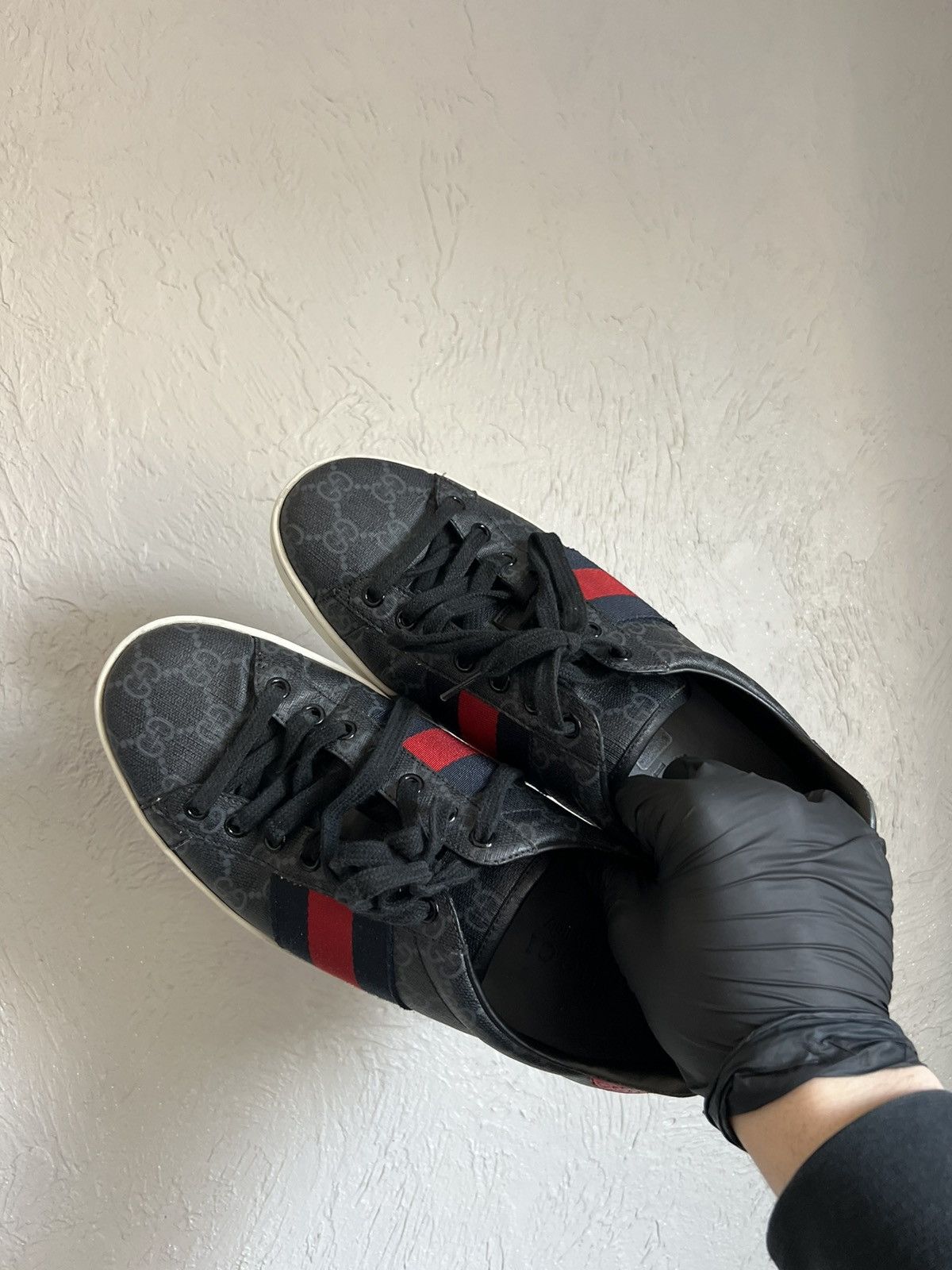 Gucci Gucci Ace GG supreme sneakers Size 7 Size US 7 / EU 40 - 21 Thumbnail