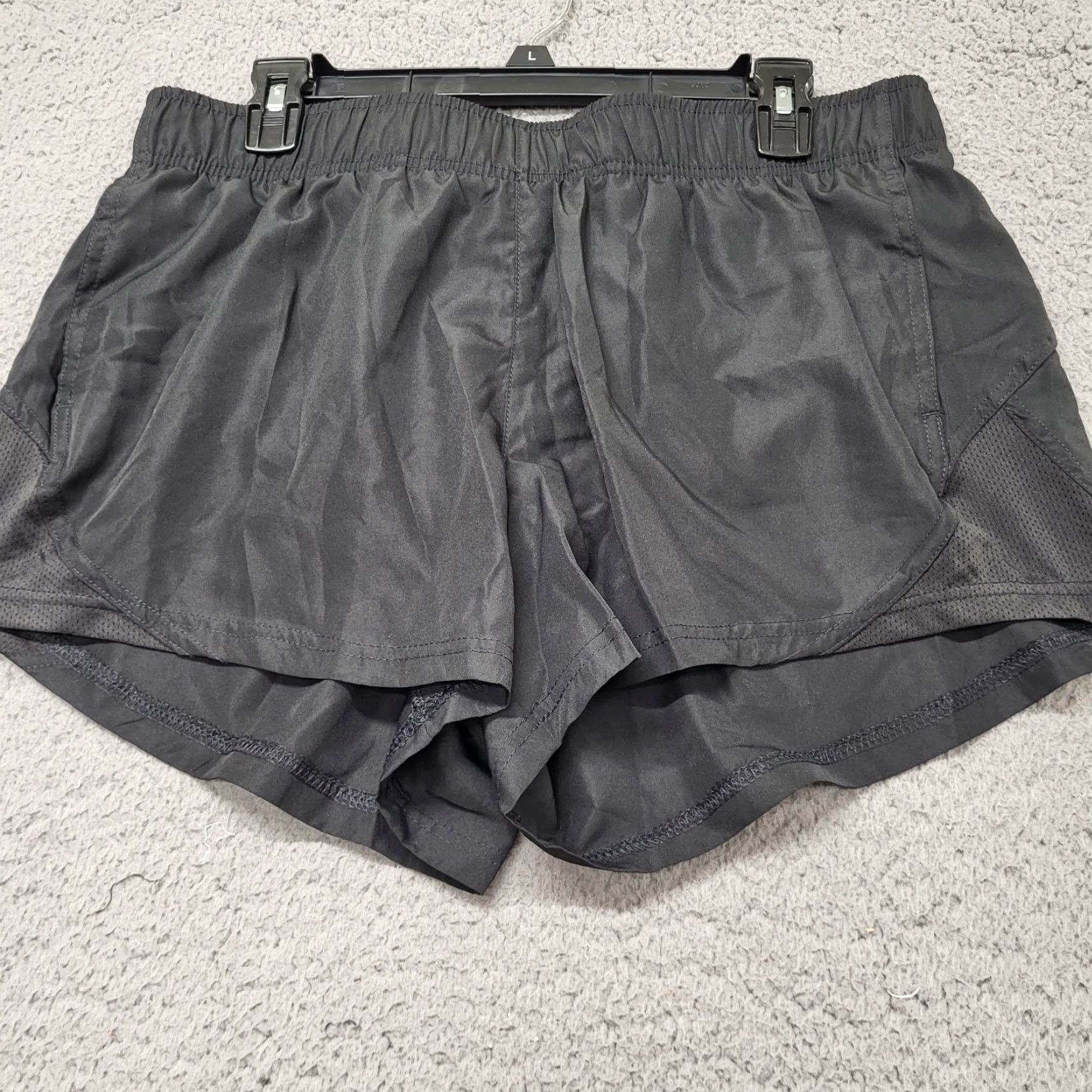 Athletic Works VINTAGE Athletic Works Active Shorts Womens L Black Built-In Pockets Athletic Size 36" / US 14 / IT 50 - 2 Thumbnail