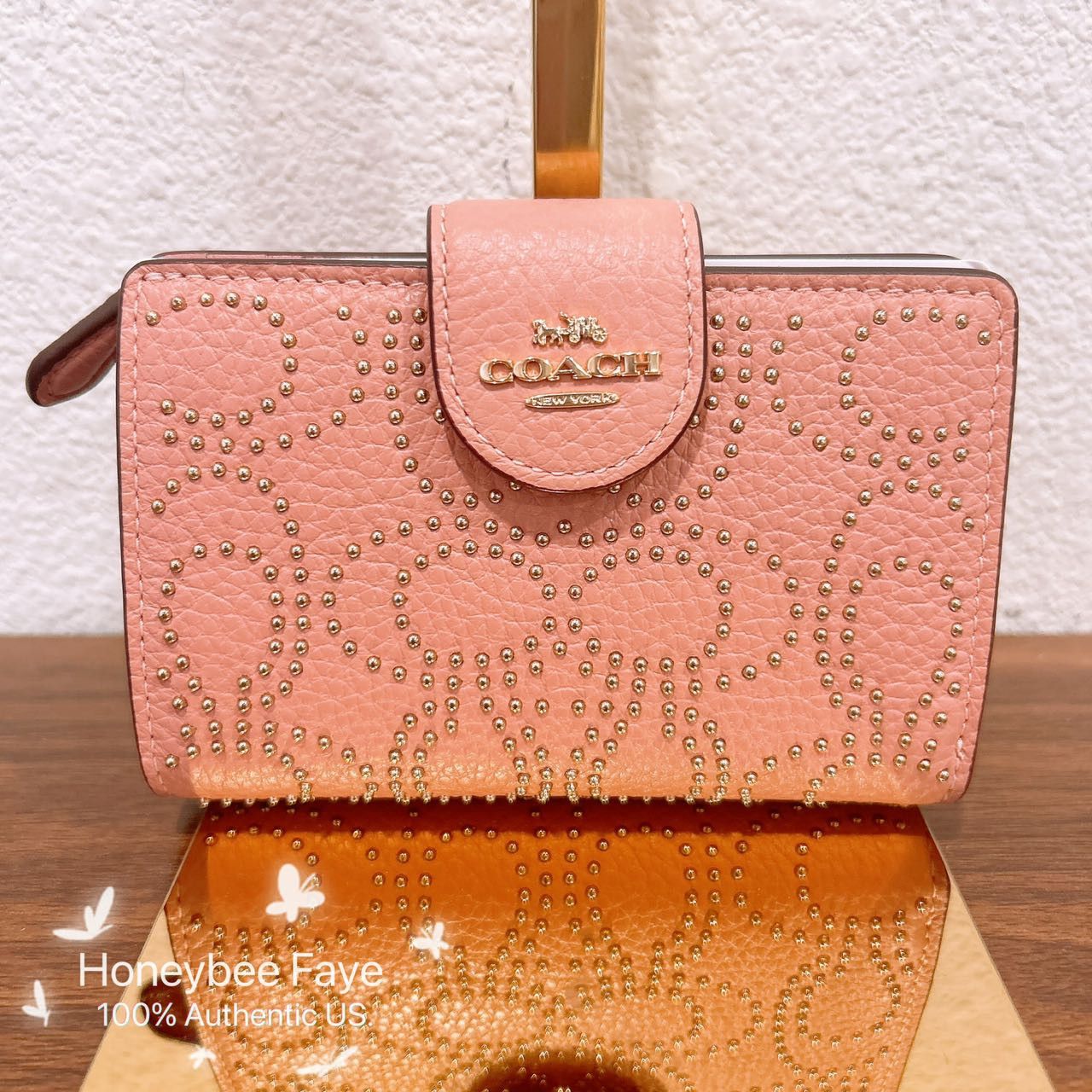 Coach Medium Corner Zip Wallet With Signature Rivets CX404 Size ONE SIZE - 2 Thumbnail