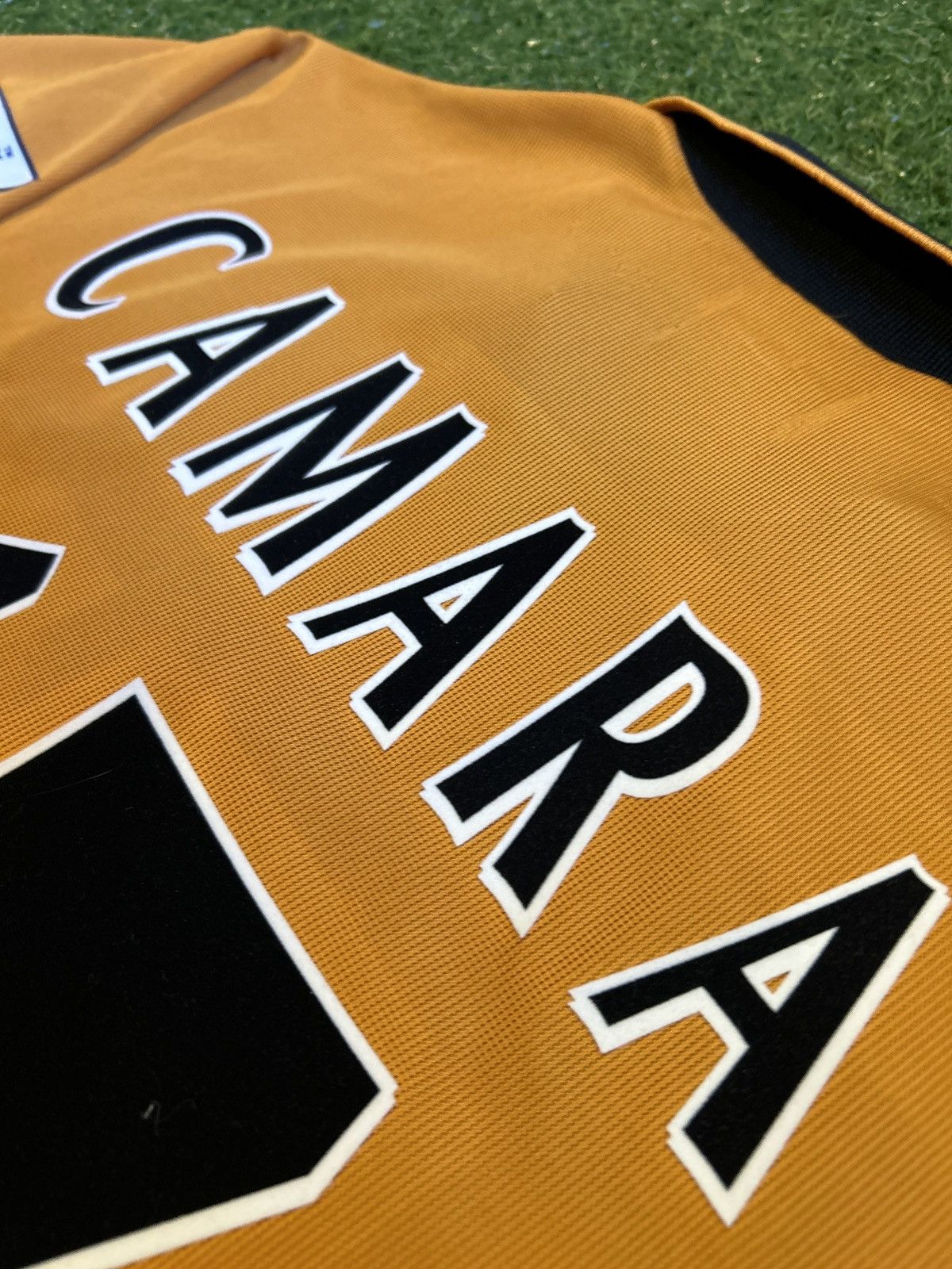 Vintage 03/04 Wolverhampton Wanderers FC Camara Home Shirt Size US L / EU 52-54 / 3 - 10 Thumbnail