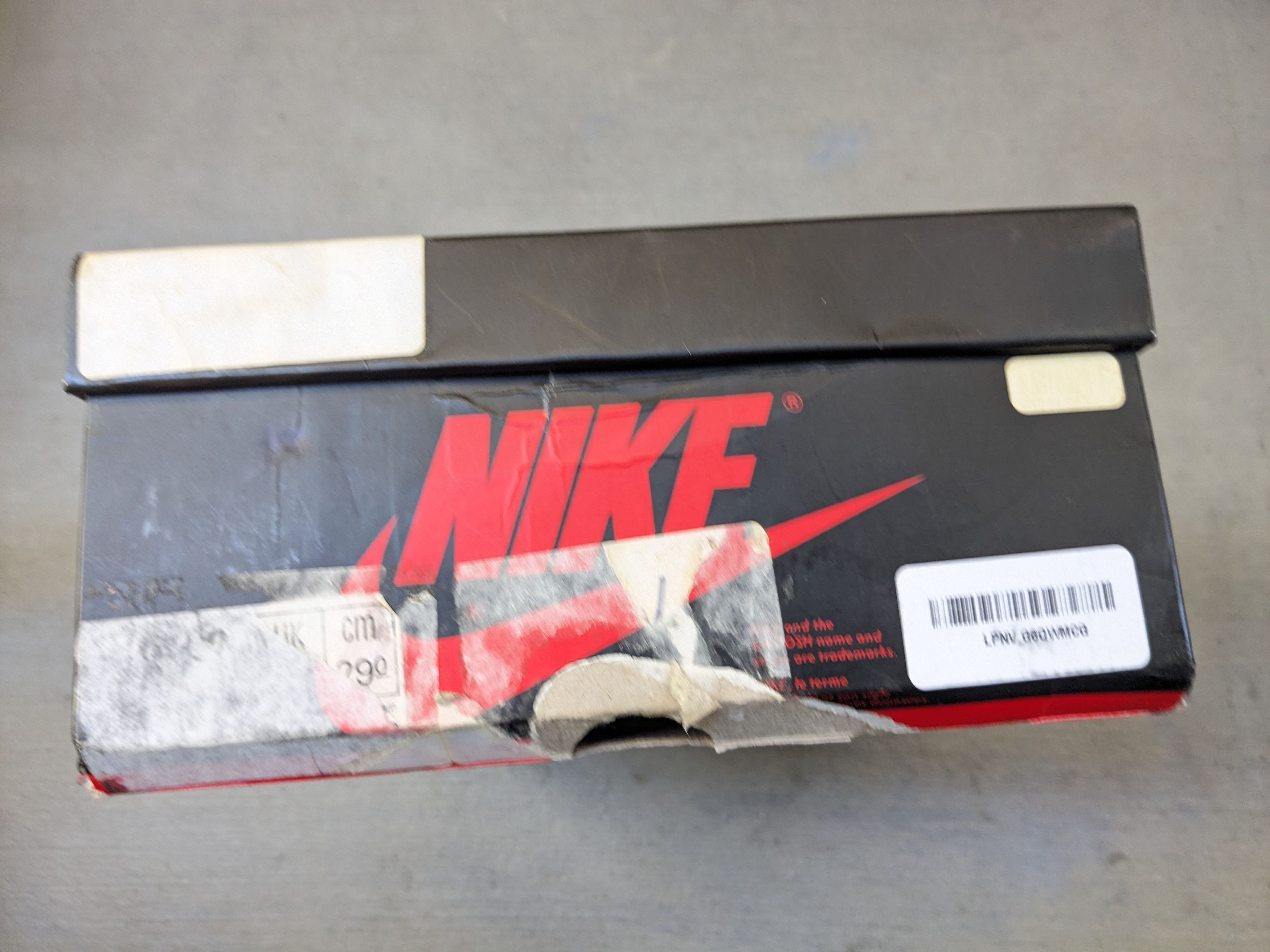 Jordan Brand Nike Air Jordan Retro 1 High OG Royal Size 11 555088-007 Size US 11 / EU 44 - 21 Thumbnail