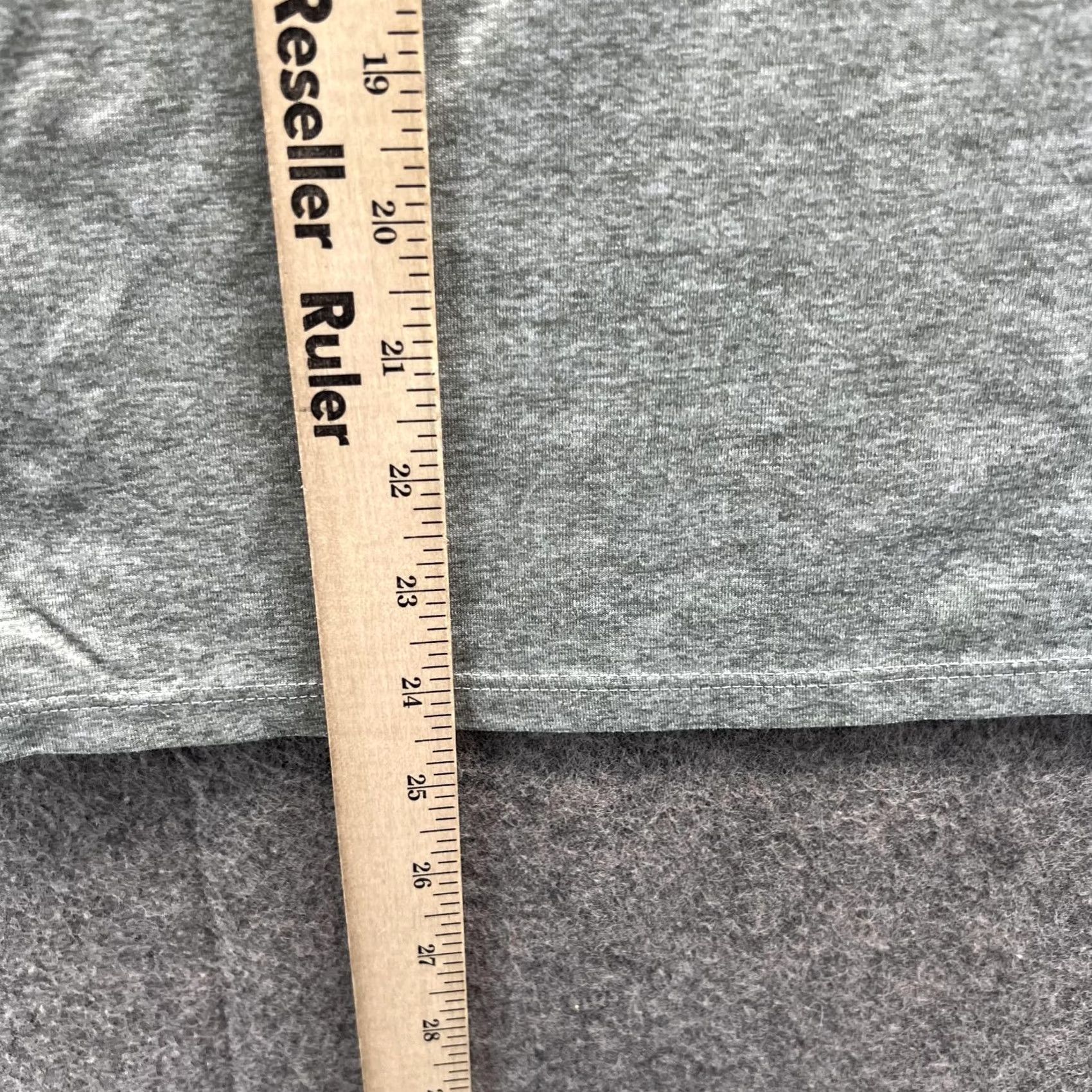 Nike Nike Shirts Women Large Heather Gray Athletic Training Dri-FIT V-Neck Swoosh Size L / US 10 / IT 46 - 6 Thumbnail