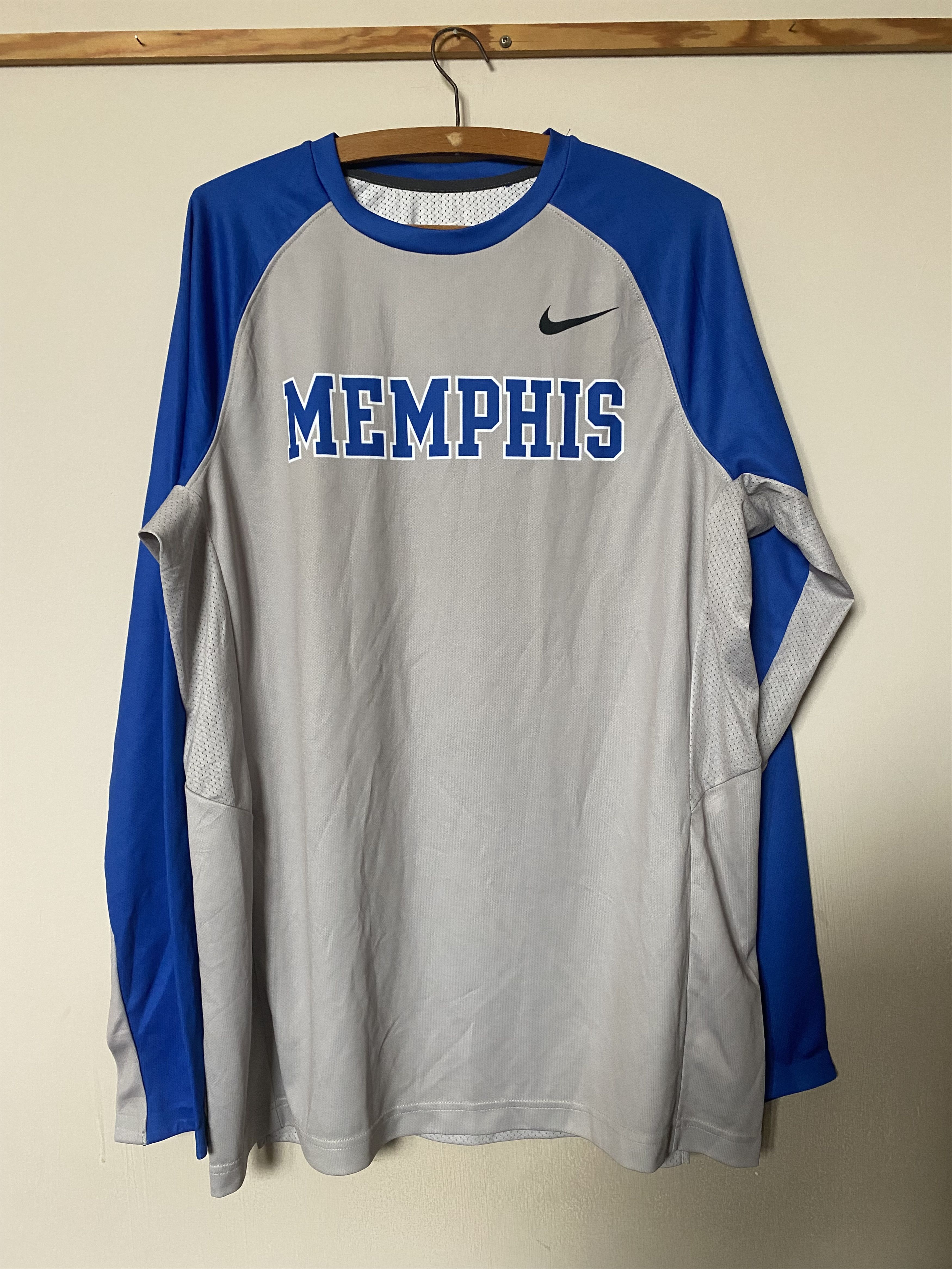 Nike Long sleeve - MEMPHIS GRIZZLIES - Nike - L - UNIQUE Size US L / EU 52-54 / 3 - 1 Thumbnail