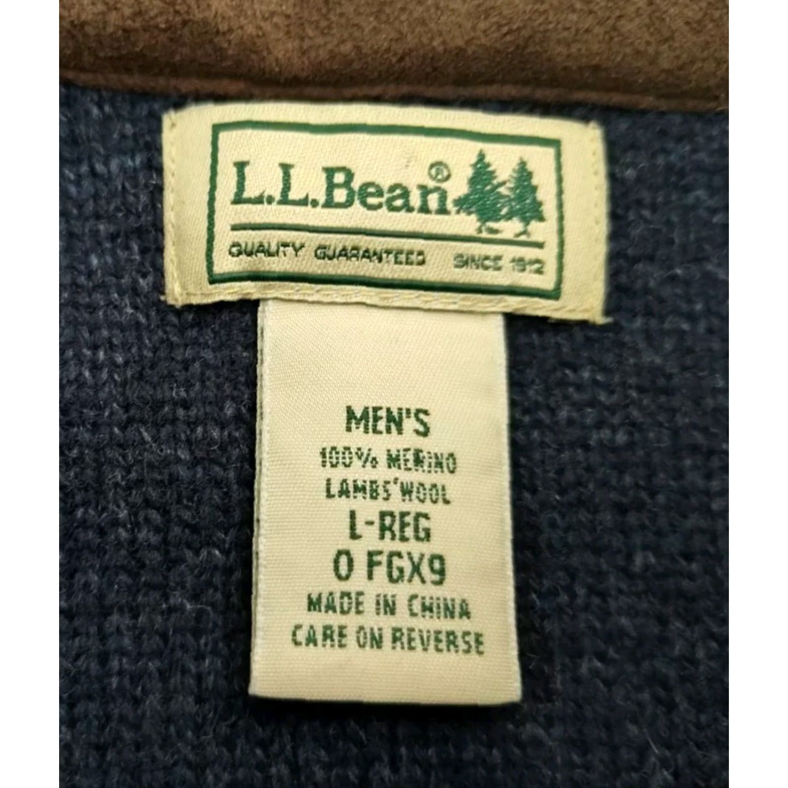 Vintage VINTAGE L.L.Bean Lambs Wool Sweater Vest Full Zip - Size L - Blue - 100% Lambs Wool - Adult Mens Betted EUC Size US L / EU 52-54 / 3 - 6 Thumbnail
