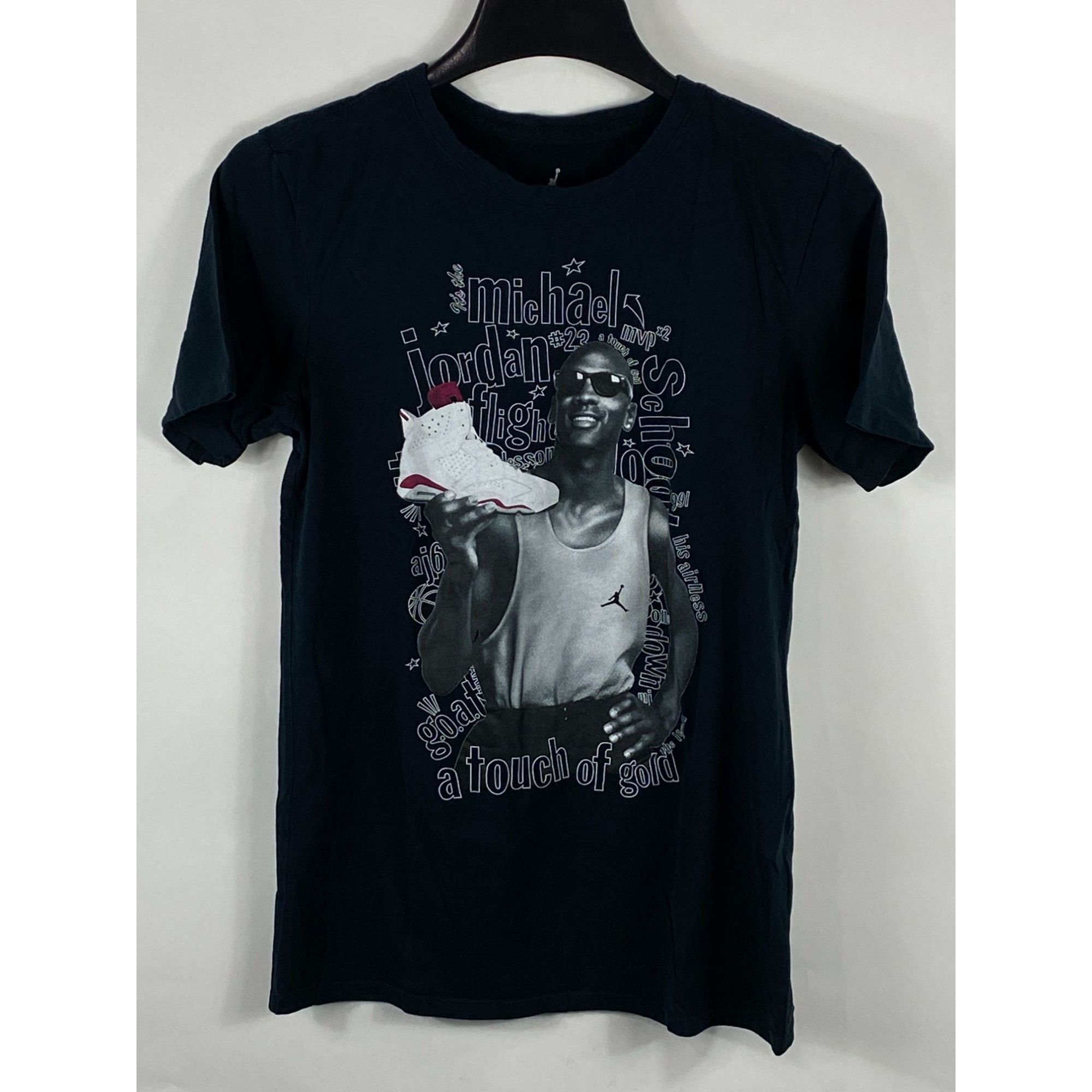 Other Jordan Michael Jordan A Touch Of Gold Graphic Tee Shirt Blac Size US S / EU 44-46 / 1 - 1 Thumbnail