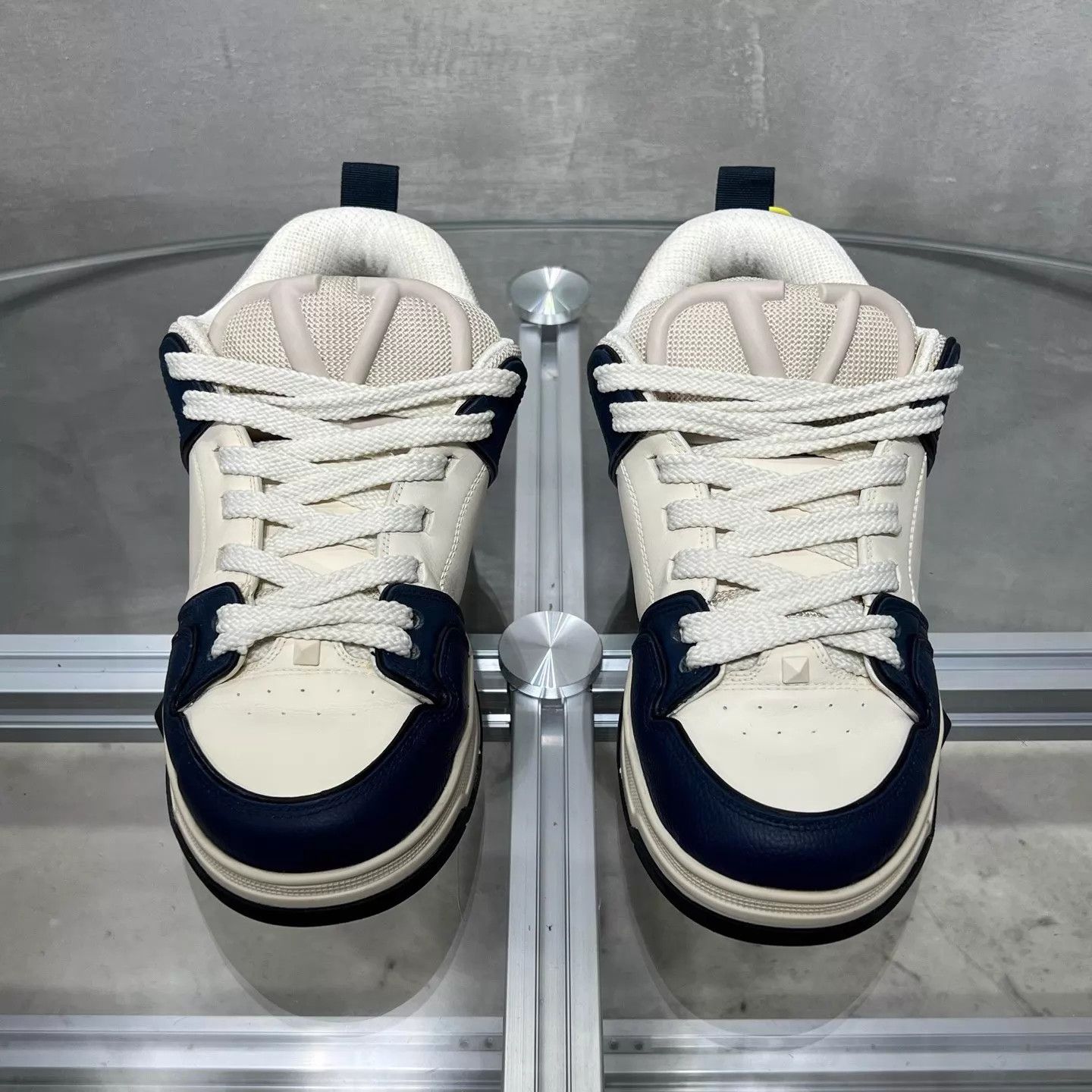 Valentino Valentino Open Garavani White & Blue Sneaker 39 Size US 8.5 / IT 38.5 - 1 Thumbnail