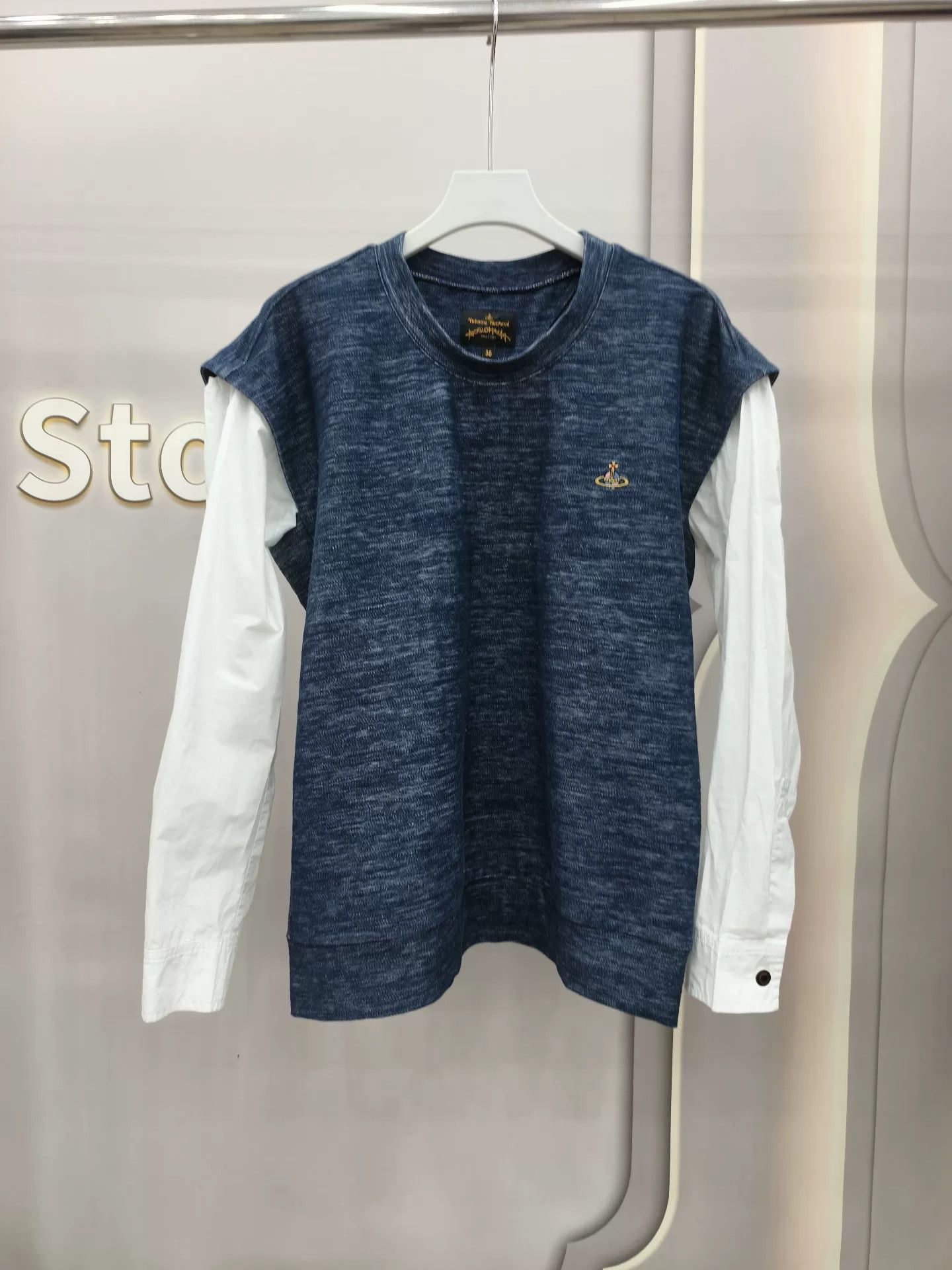 Vivienne Westwood Vivienne Westwood Detachable Sleeve T-Shirt Size S / US 4 / IT 40 - 1 Thumbnail
