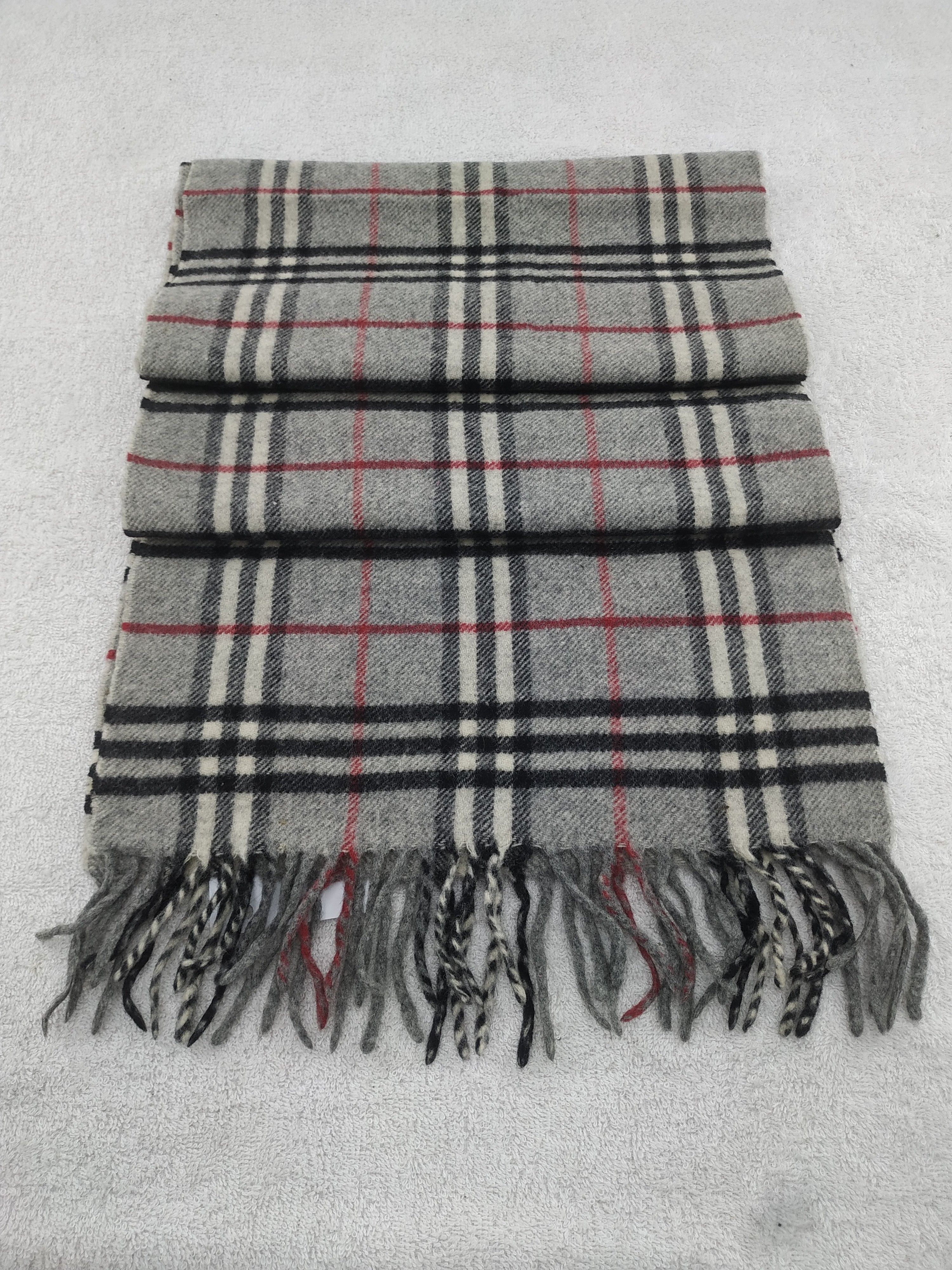 Burberry Vintage Burberry Scarf/Muffler/Neckwear MF266 Size ONE SIZE - 2 Thumbnail