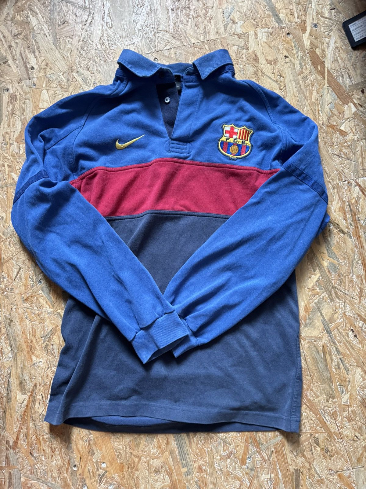 Nike × Vintage Vintage Nike FC Barcelona Training Top #29 Size M Size US M / EU 48-50 / 2 - 1 Thumbnail