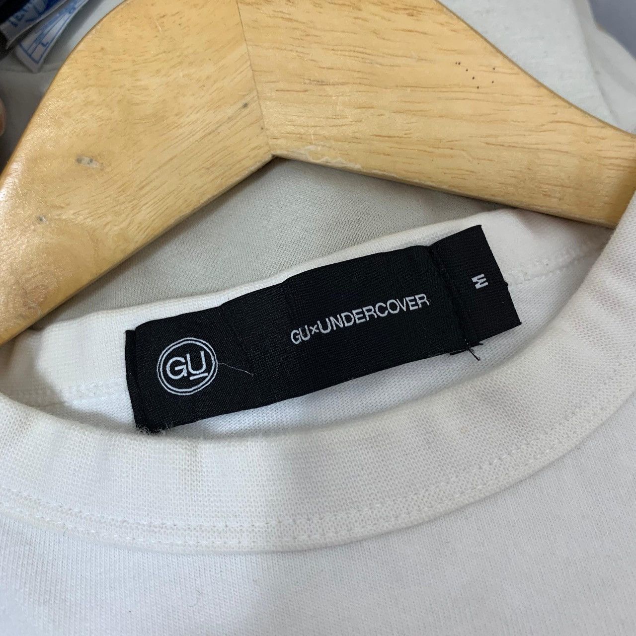 GU × Undercover UNDERCOVER Jun TAKAHASHI Long Sleeve Tee Photoprint Size US M / EU 48-50 / 2 - 9 Thumbnail