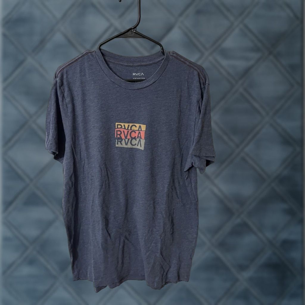 RVCA VINTAGE RVCA T-Shirt Men Large Short Sleeve Tee Blue Short Sleeve Vintage Dye Clothing Size US L / EU 52-54 / 3 - 1 Thumbnail