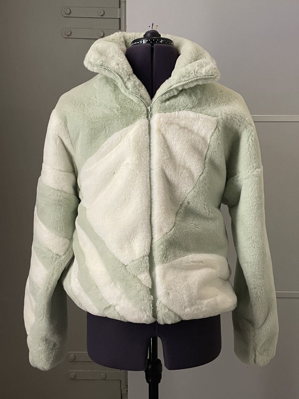 Adidas Adidas japan exclusive mint green faux fur jacket Size L / US 10 / IT 46 - 1 Thumbnail