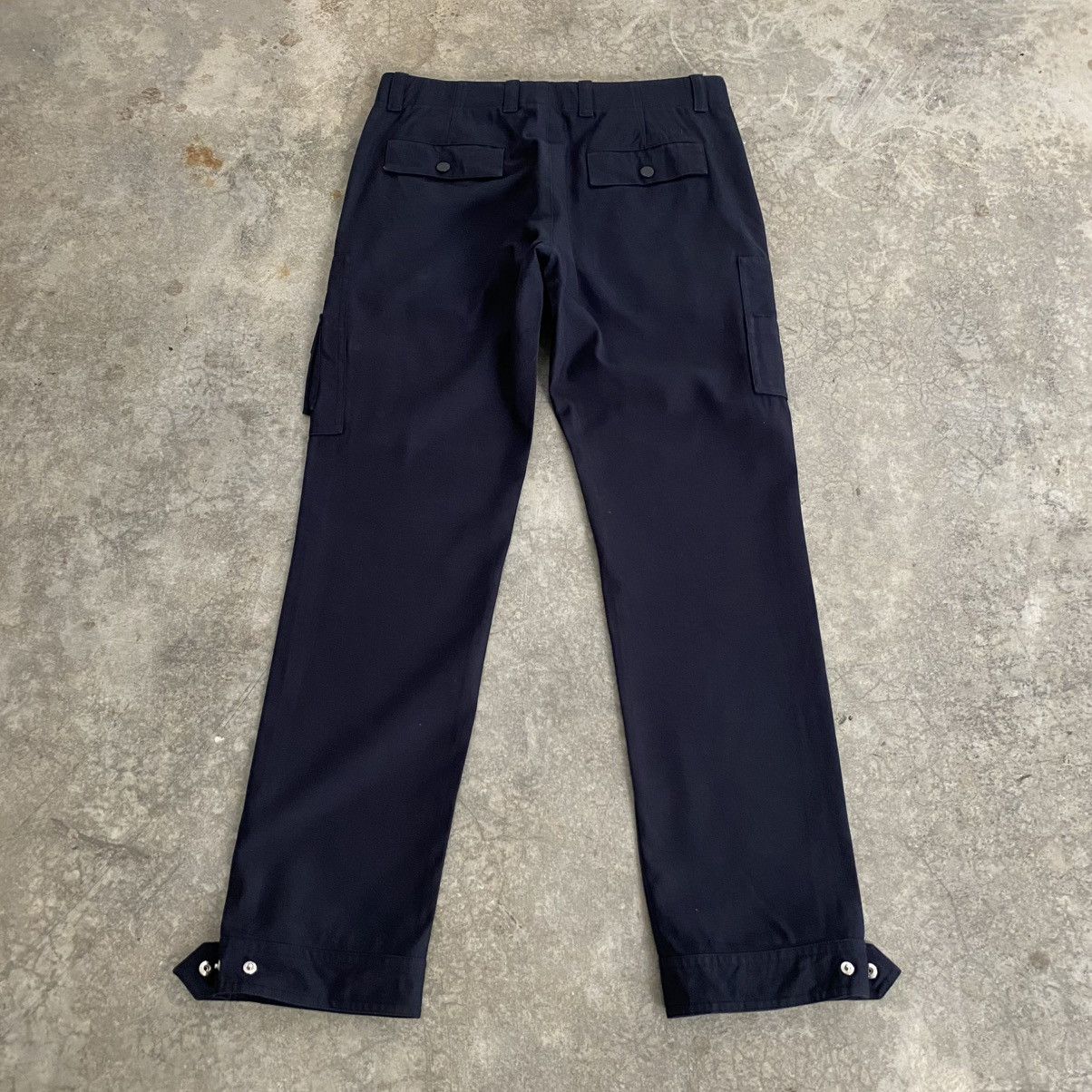 Louis Vuitton FW17 Kim Jones Era Prototype “SAMPLE” Techwear Cargo Pants Size US 33 - 13 Thumbnail