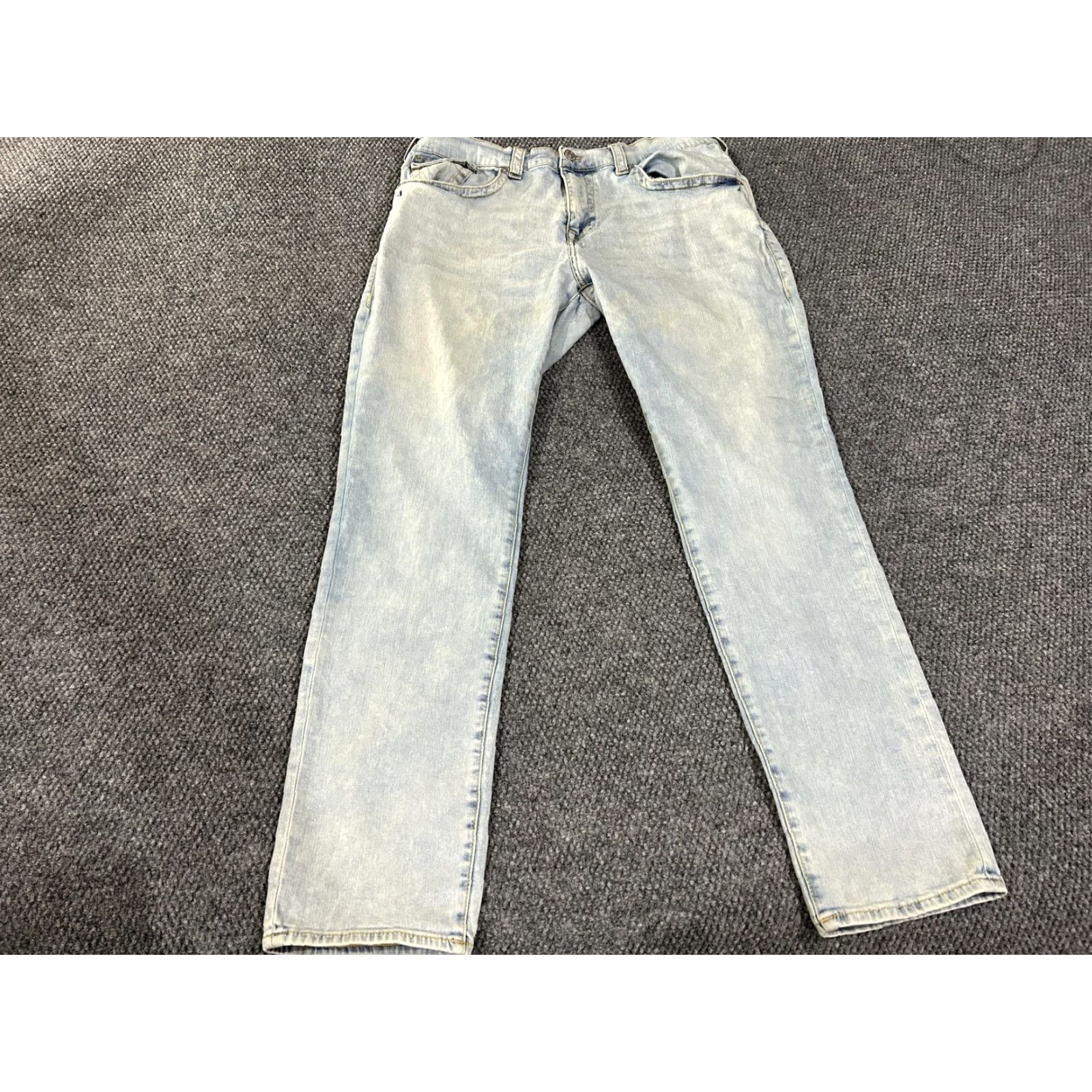 True Religion VINTAGE True Religion Geno Jeans Mens 37x33 Light Wash Blue Relaxed Slim Straight Denim Size US 36 / EU 52 - 2 Thumbnail