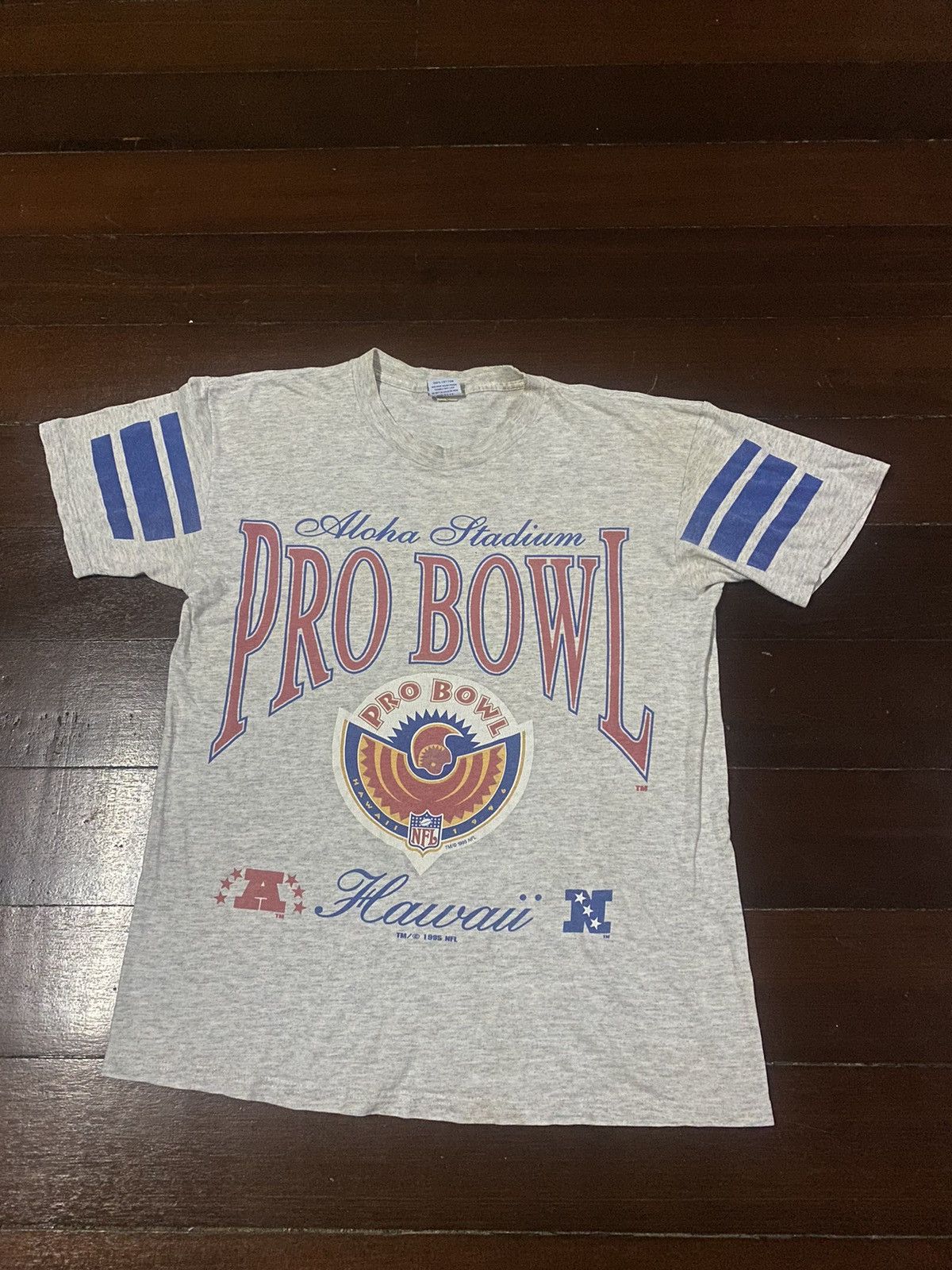 NBA × NFL × NHL FIRE 🔥 VINTAGE 90s PRO BOWL ALOHA STADIUM HAWAII NFL Size US M / EU 48-50 / 2 - 2 Thumbnail