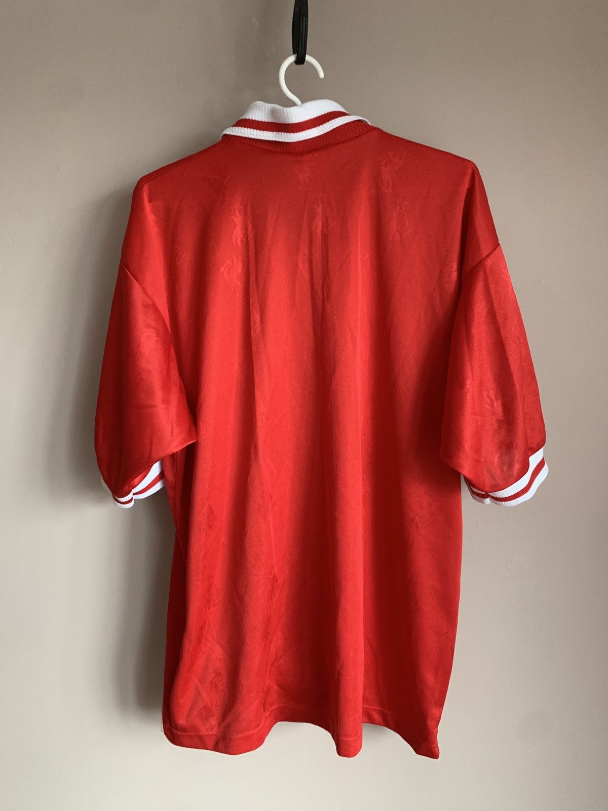 Reebok Liverpool 1996/98 Home Football Shirt Reebok Vintage Sz L Size US L / EU 52-54 / 3 - 2 Thumbnail