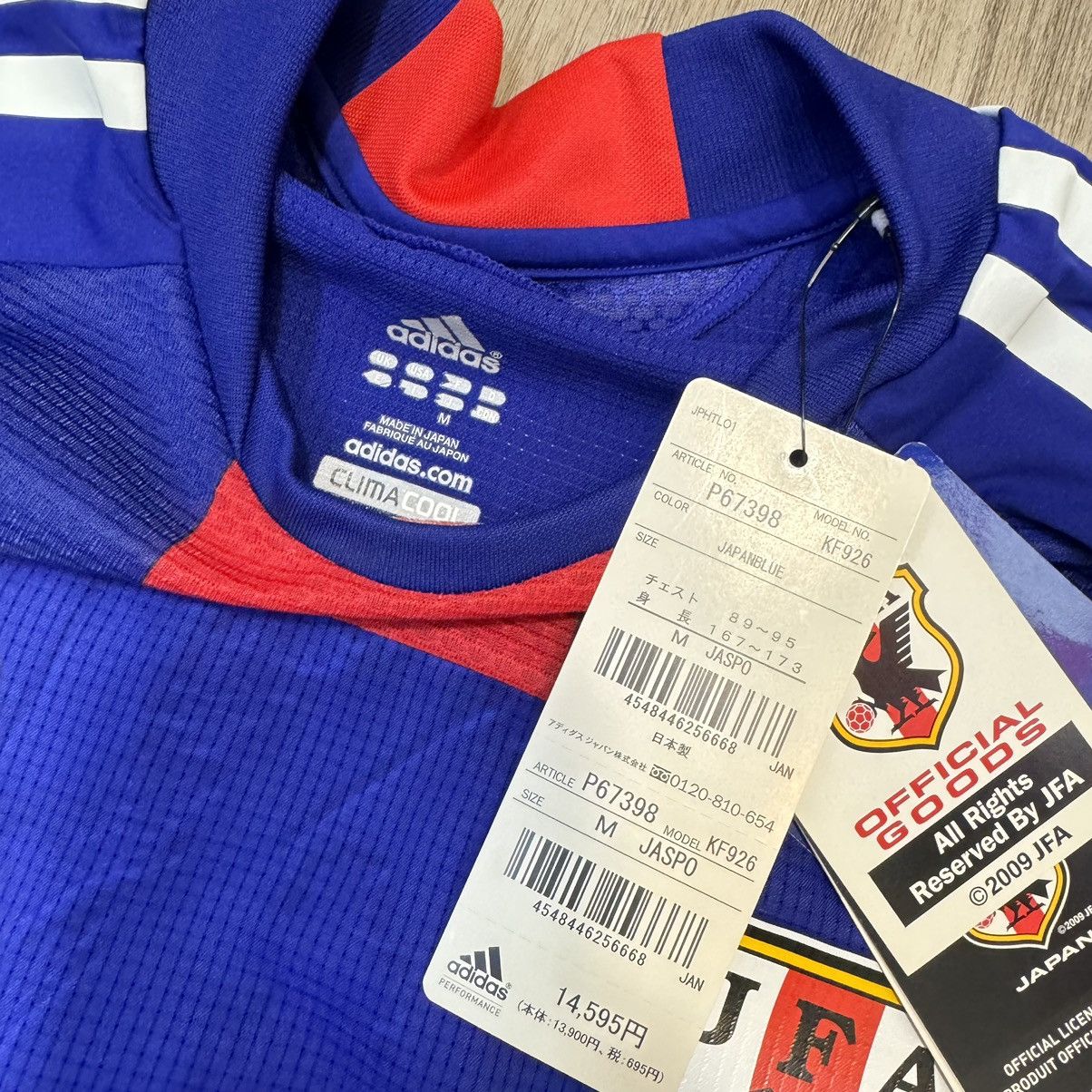 Adidas × Japanese Brand Japan World Cup 2010 player issue home shirt#18 Honda (Bnwt) Size US M / EU 48-50 / 2 - 8 Thumbnail